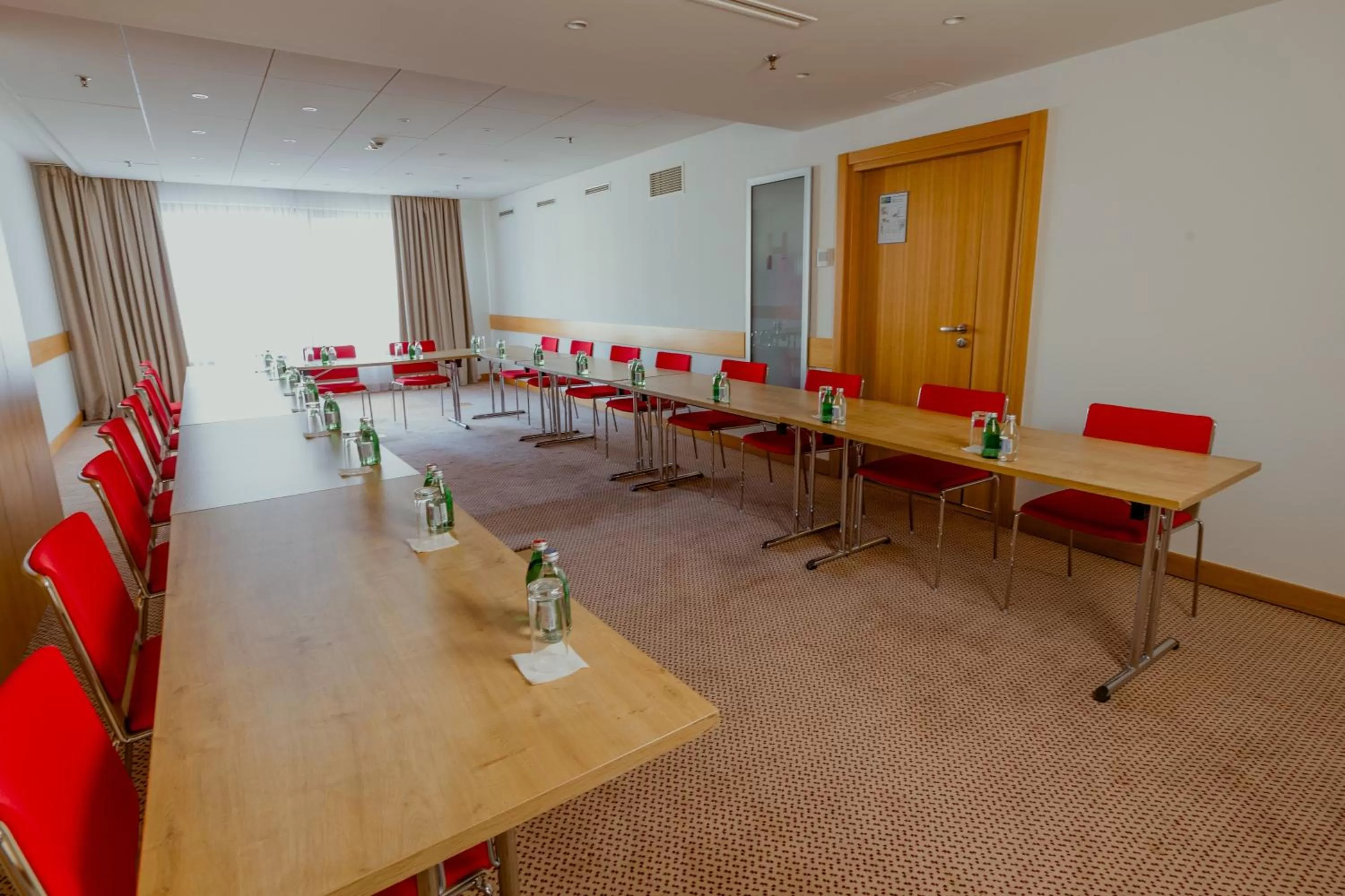 Property building in Holiday Inn Express Belgrade - City, an IHG Hotel