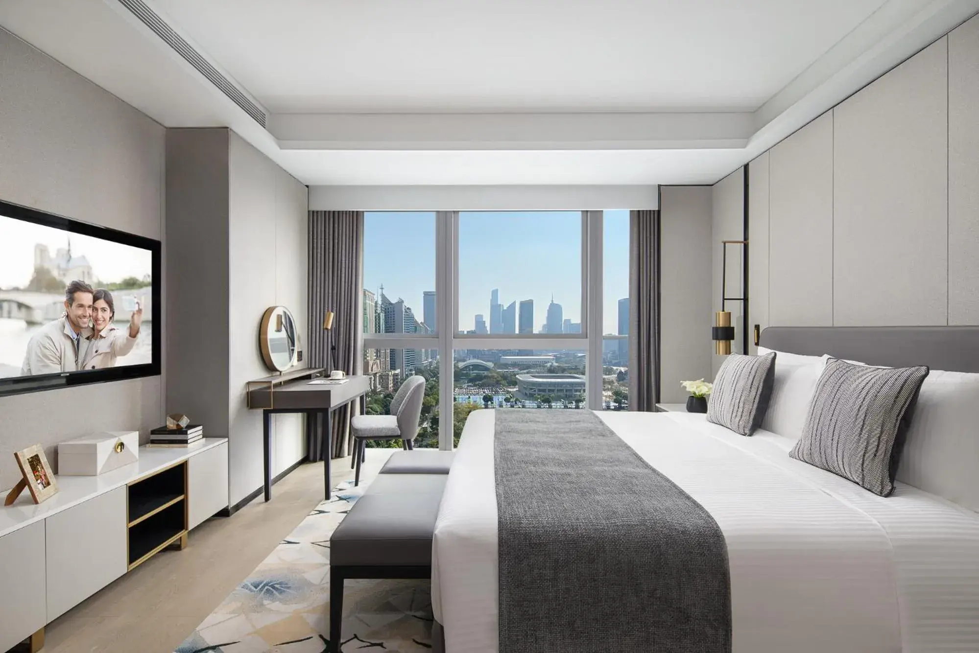 View (from property/room), Bed in Ascott ICC Guangzhou
