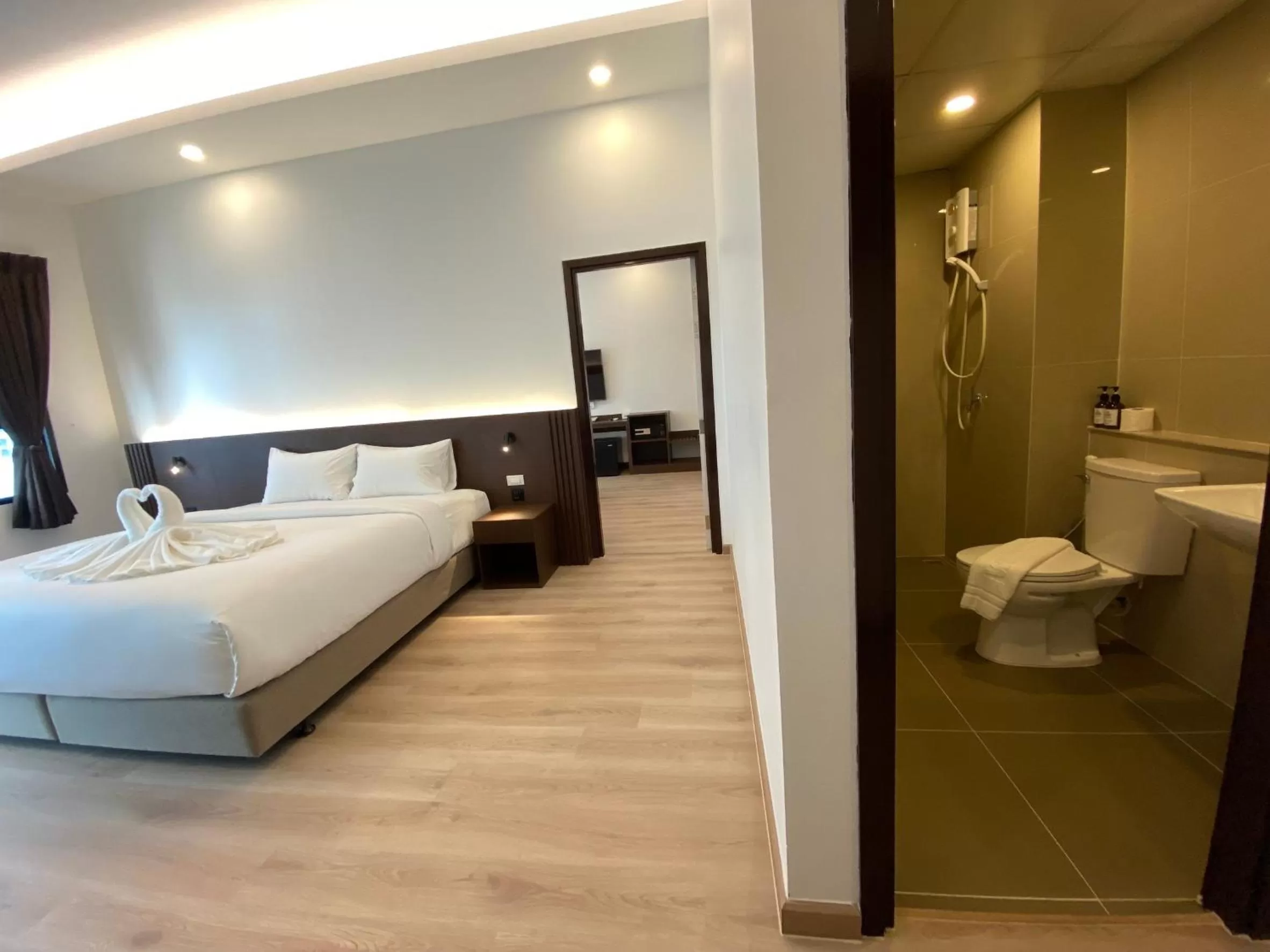 Photo of the whole room, Bed in GEEN Hotel Chonburi