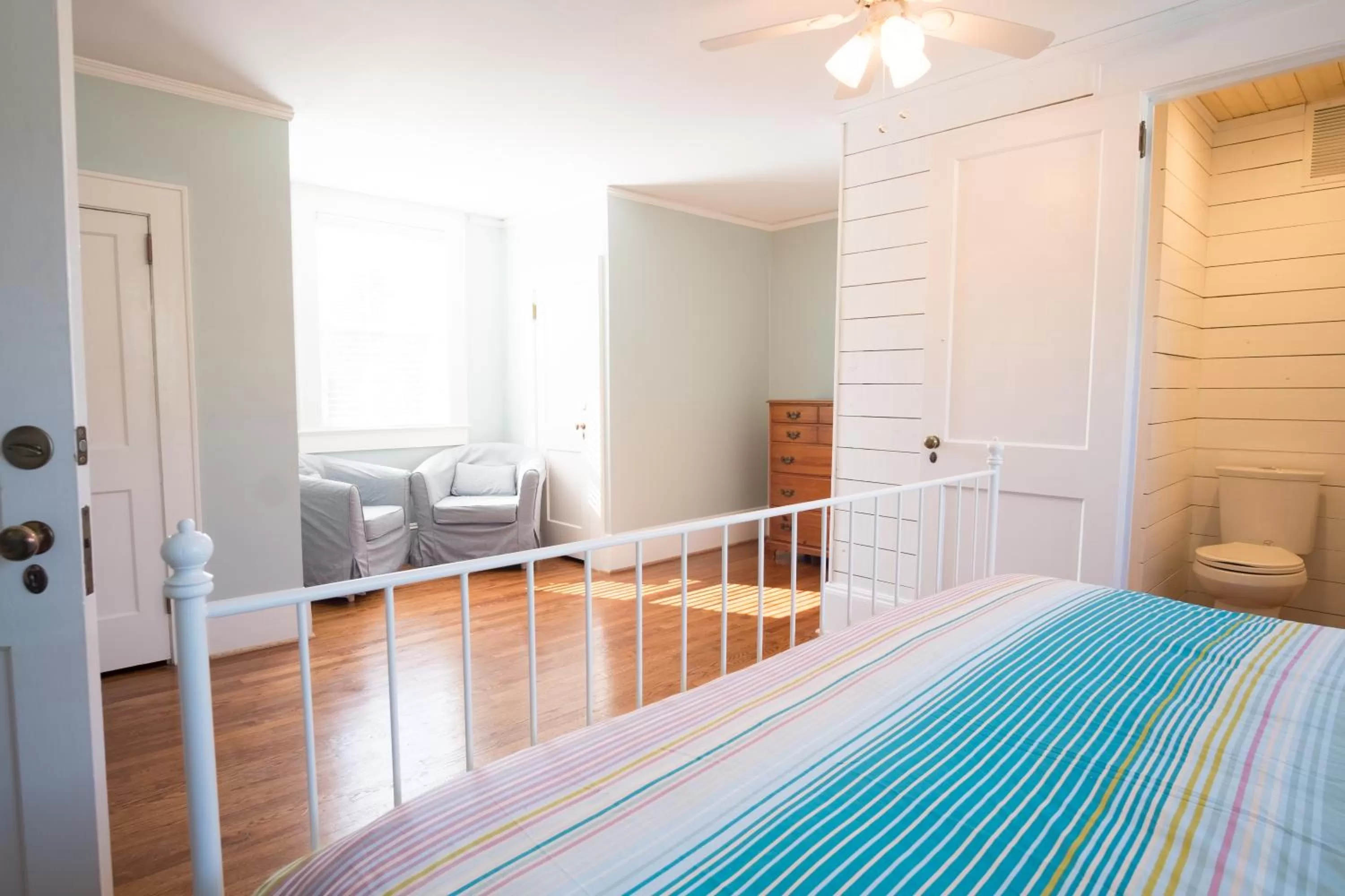 Bed in Swamp Rabbit Inn Travelers Rest