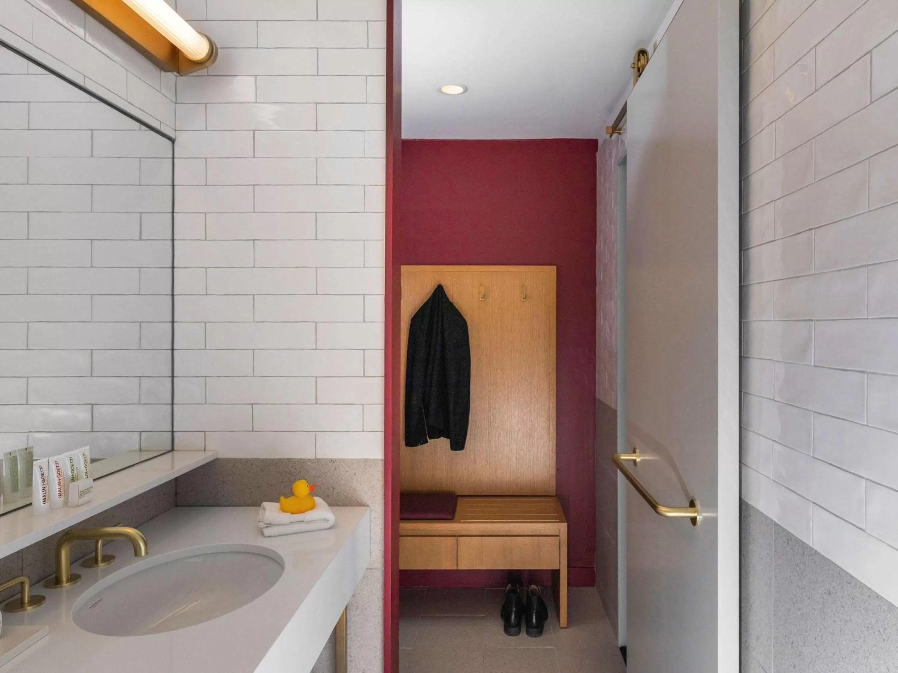 Bathroom in 21c Museum Hotel Chicago