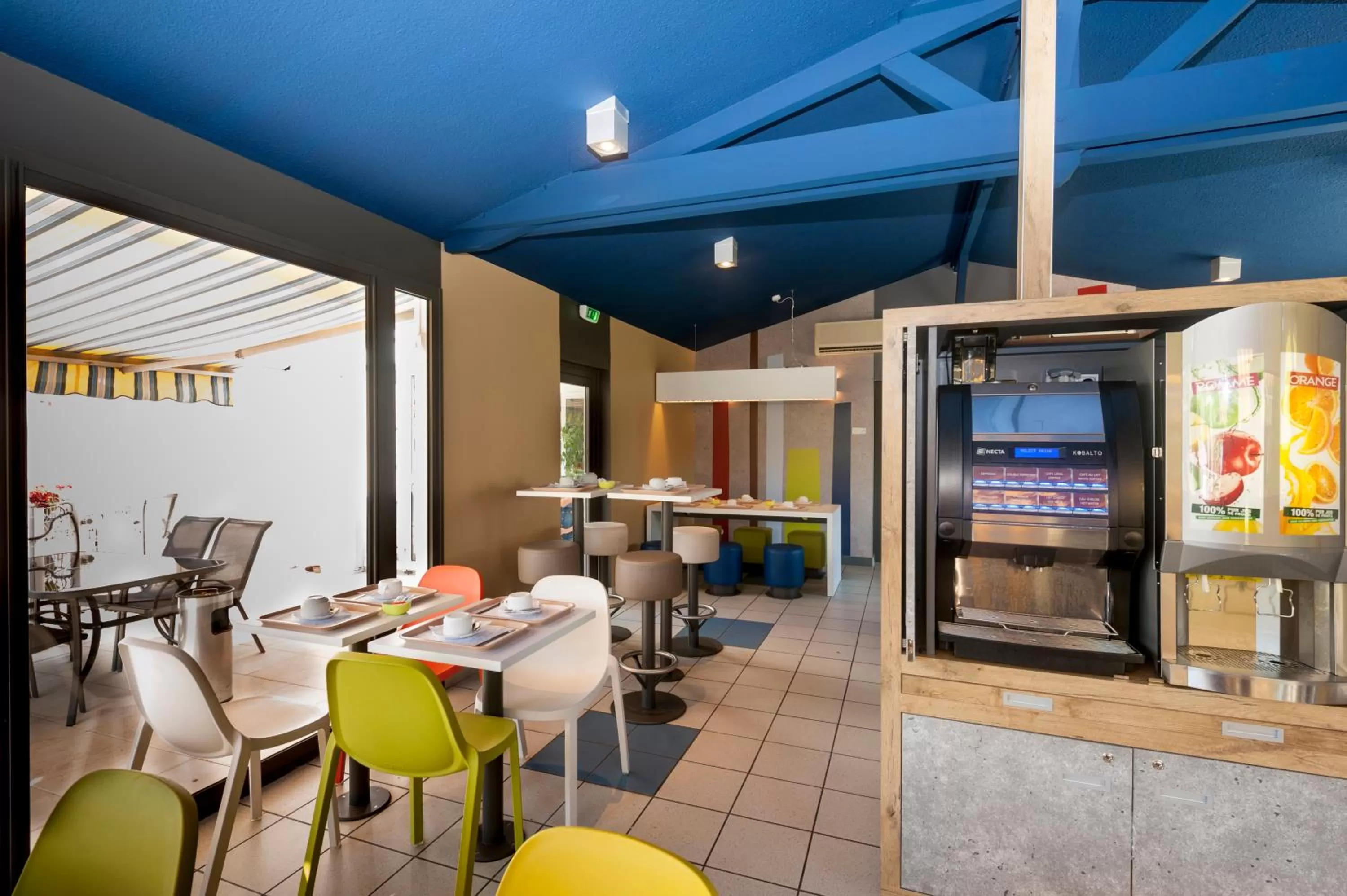 Restaurant/places to eat in ibis budget Nimes Marguerittes - A9