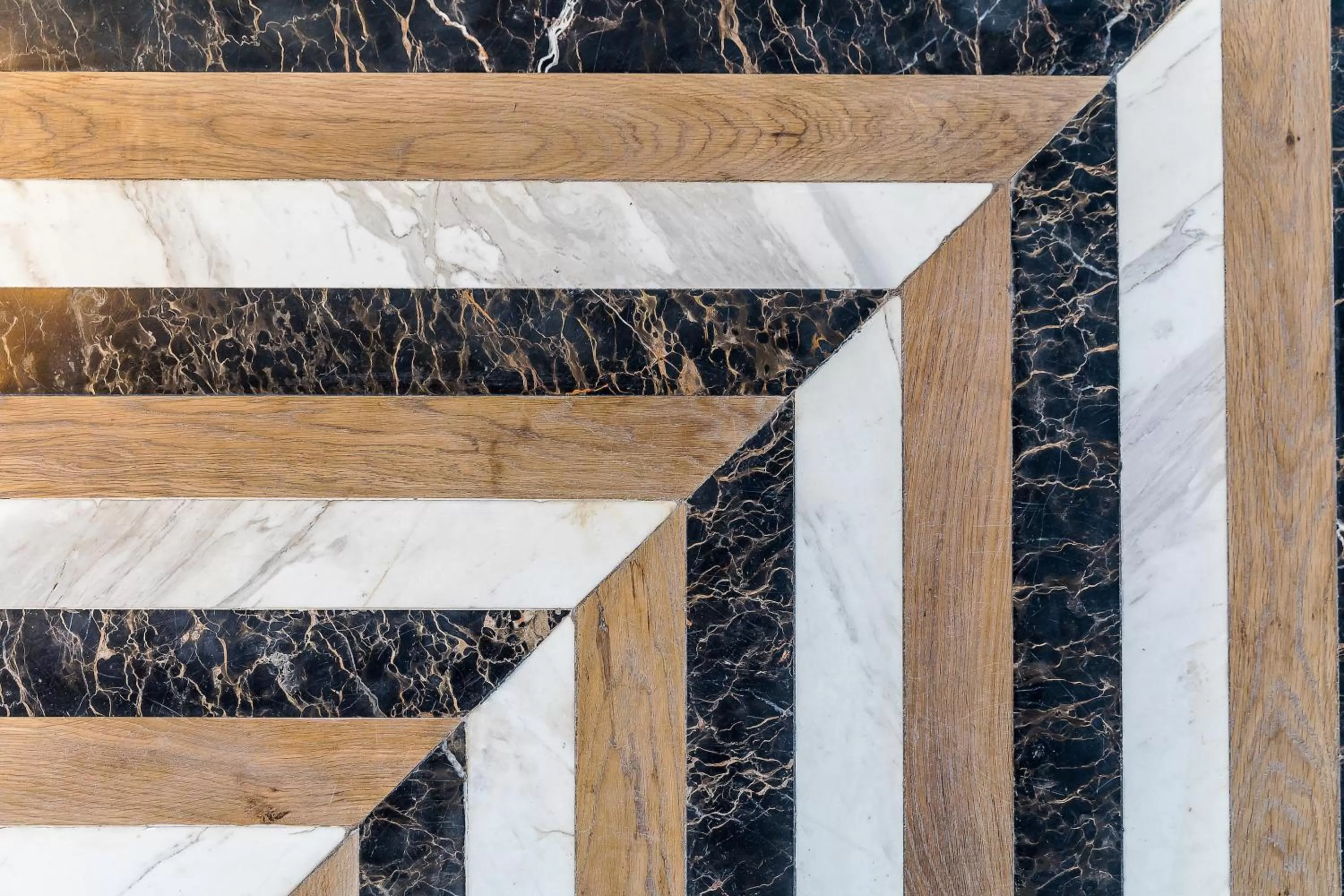 Lobby or reception in Rose Bourbon