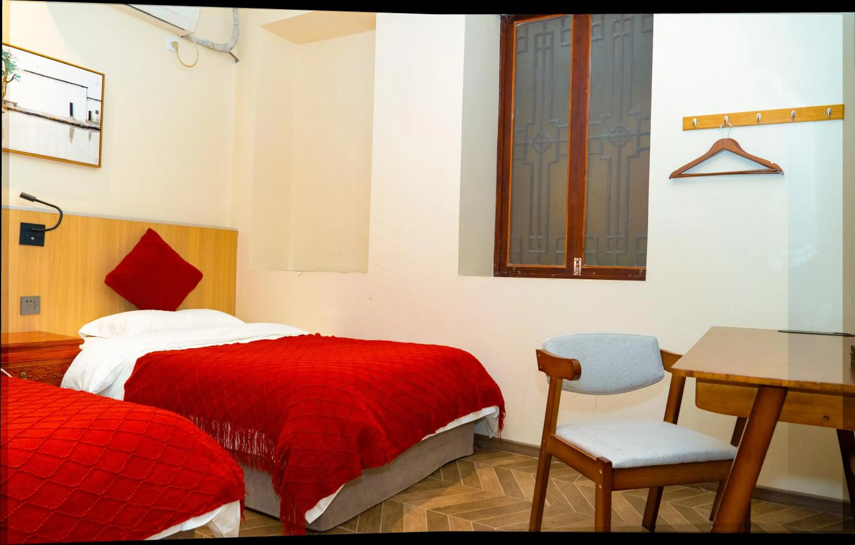 Bed in Beijing Hyde Courtyard Hotel