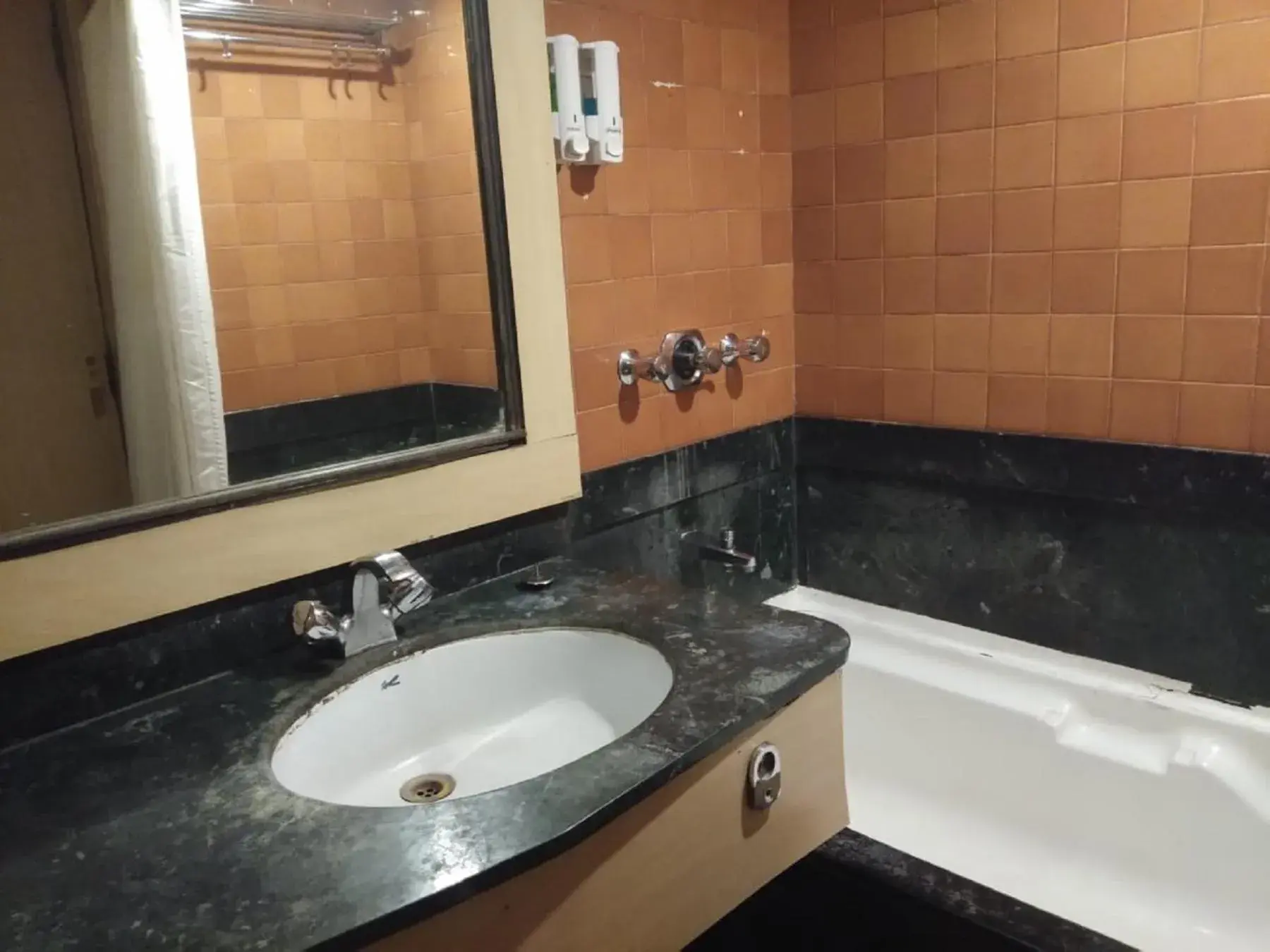 Bathroom in Hotel Yogi Metropolitan