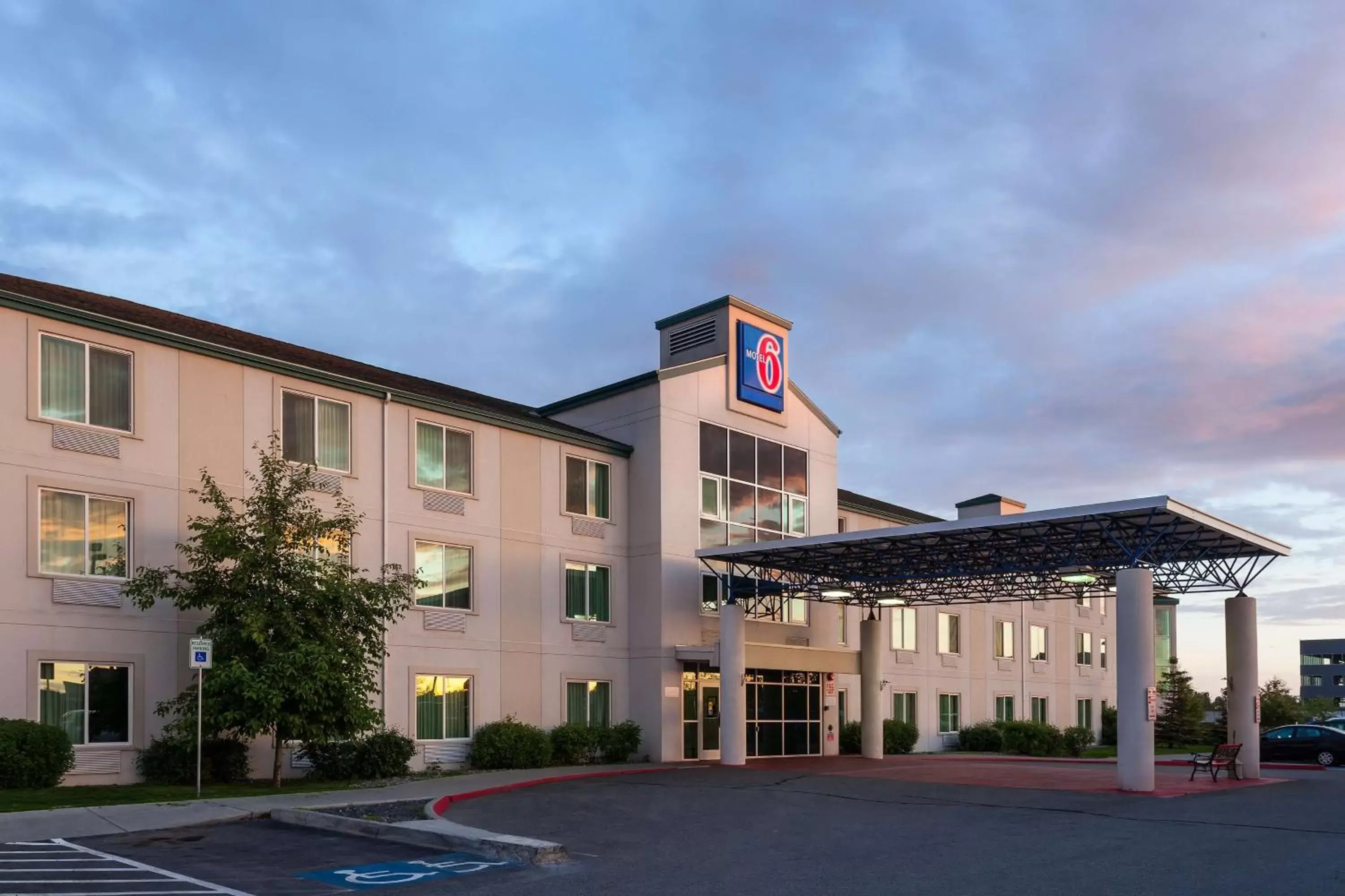 Property building in Motel 6-Anchorage, AK - Midtown Property building in Motel 6-Anchorage, AK - Midtown
