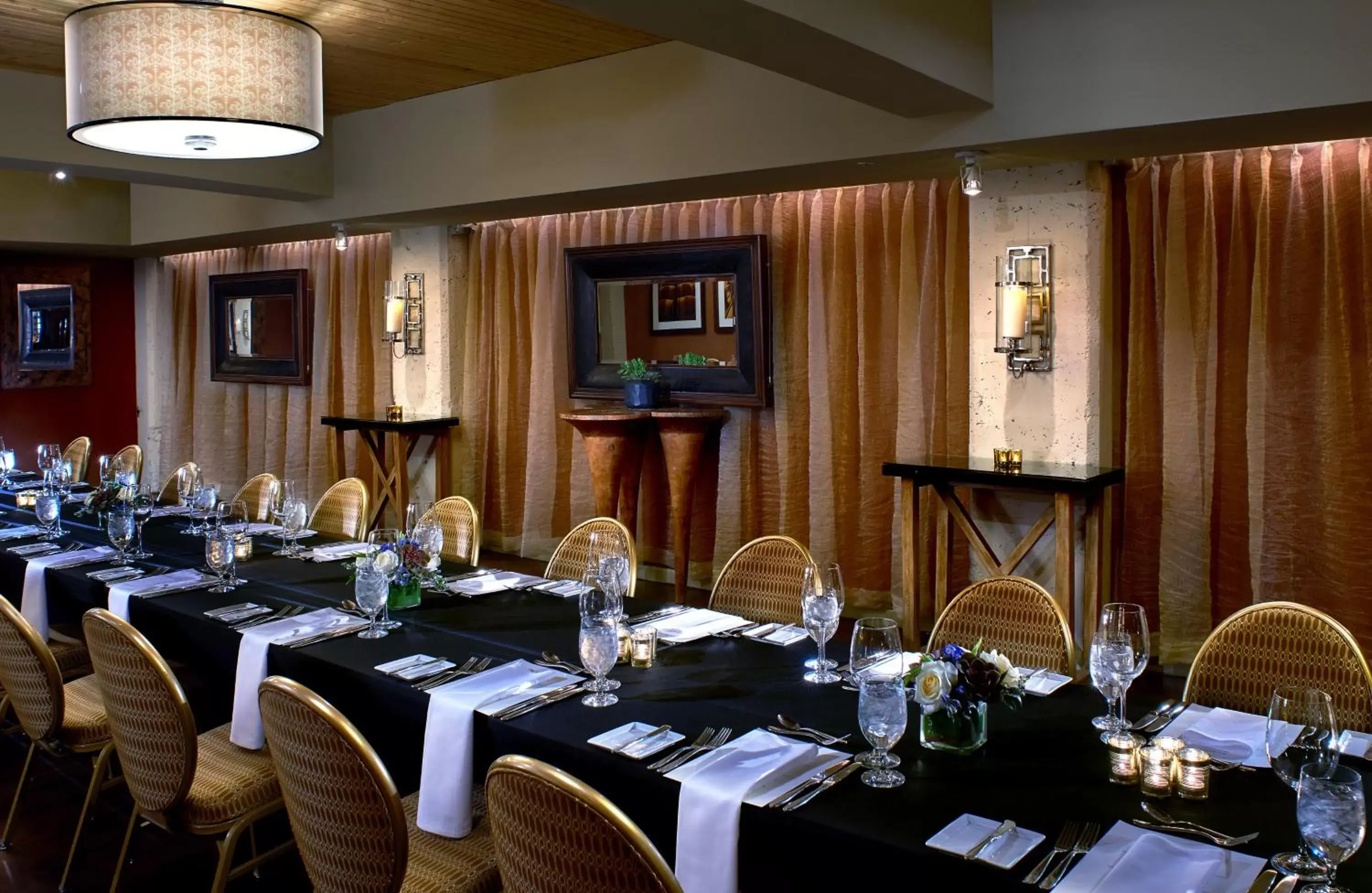 Meeting/conference room, Restaurant/Places to Eat in Kimpton Hotel Monaco Denver, an IHG Hotel
