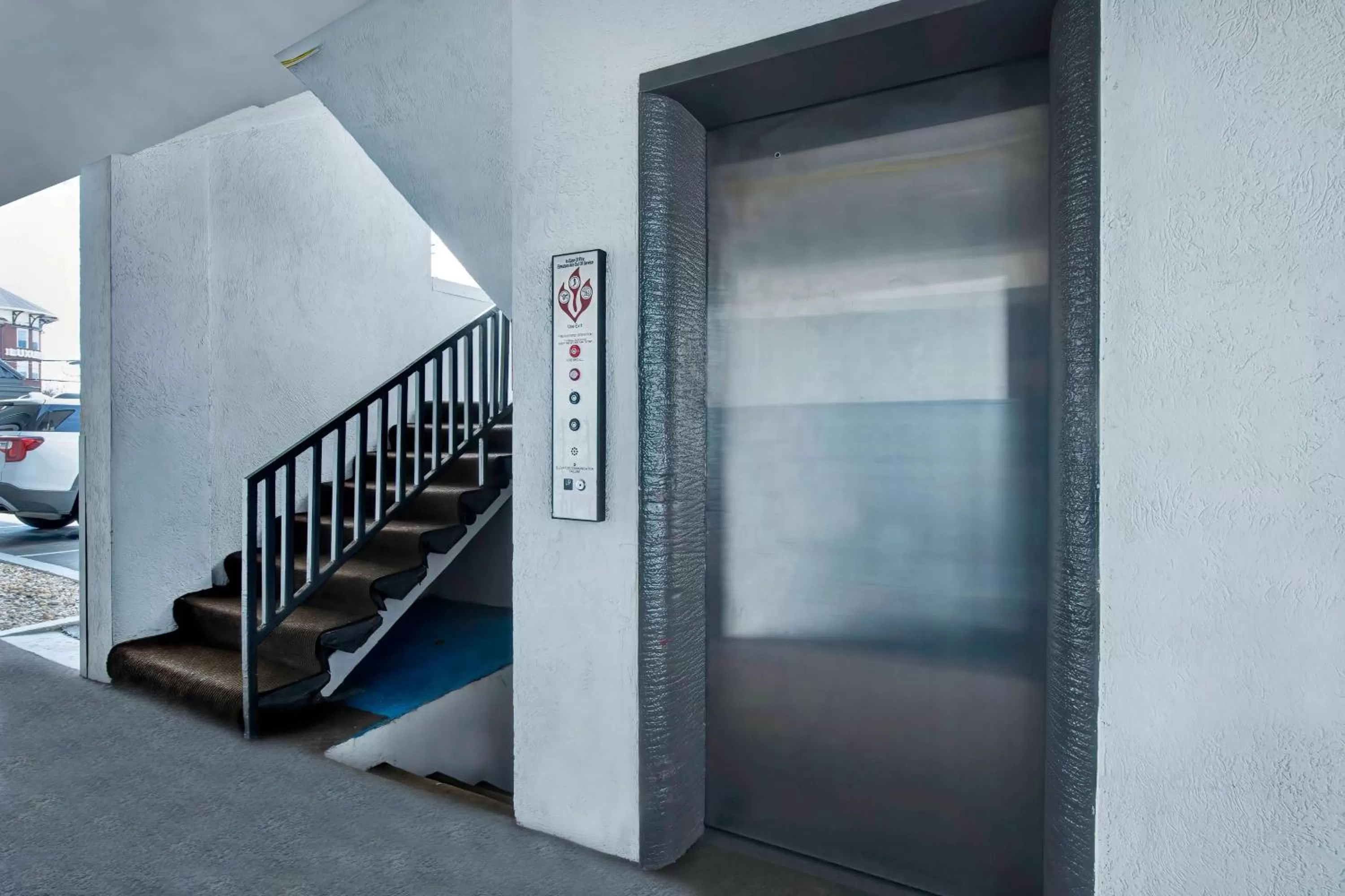 Property building in Motel 6 Atlanta, Ga - Midtown