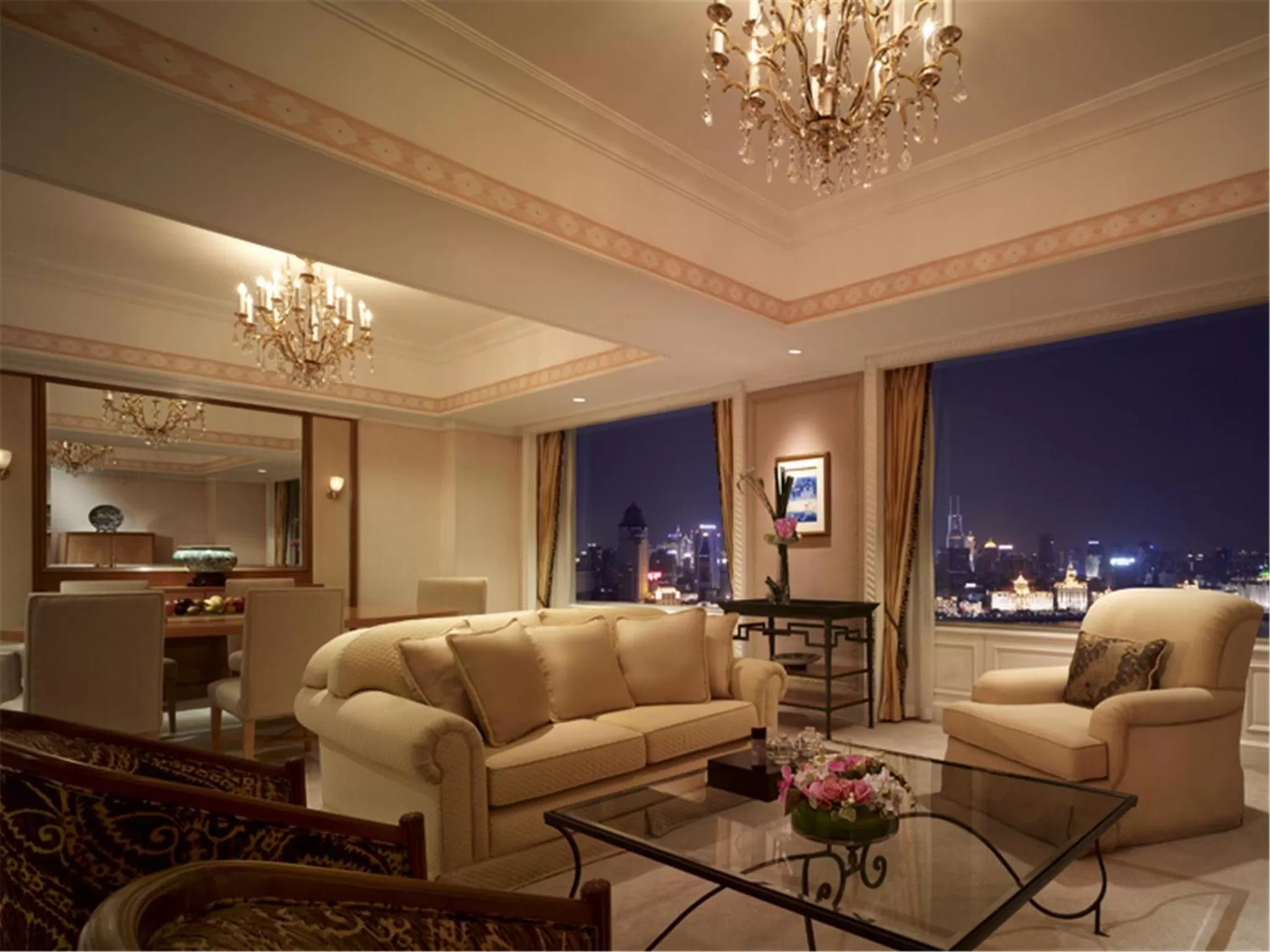 Living room in Pudong Shangri-La, Shanghai