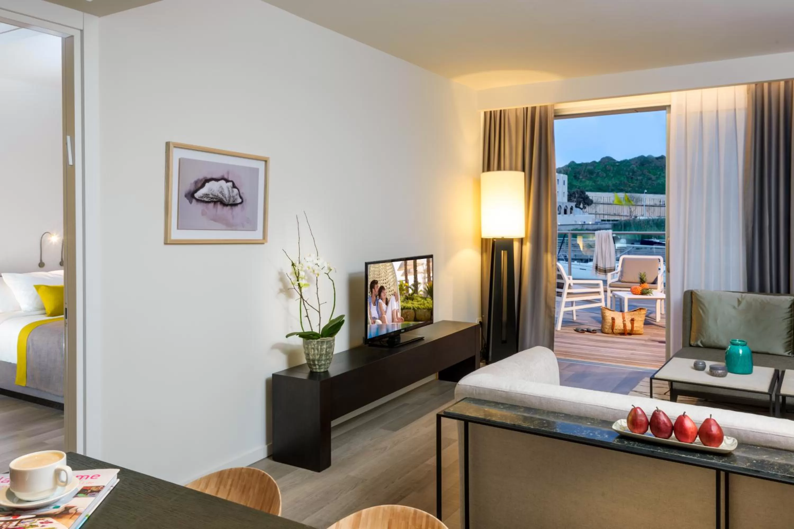 Balcony/Terrace, Bed in Herods Herzliya