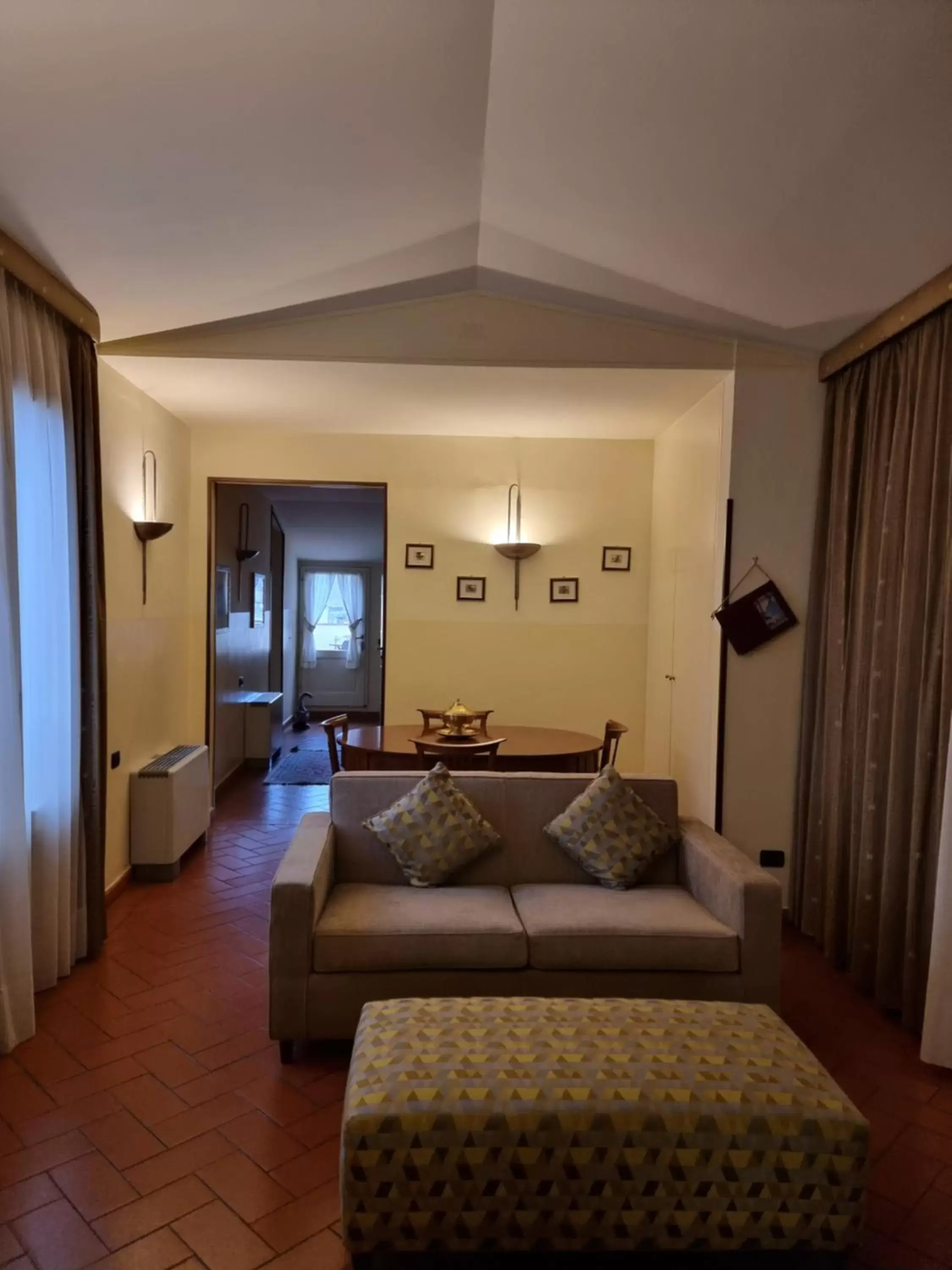 Living room, Seating Area in Palazzo Gamba Apartments al Duomo