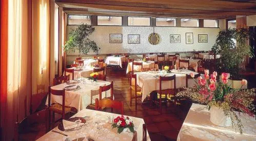 Restaurant/places to eat in Albergo Ristorante Della Torre