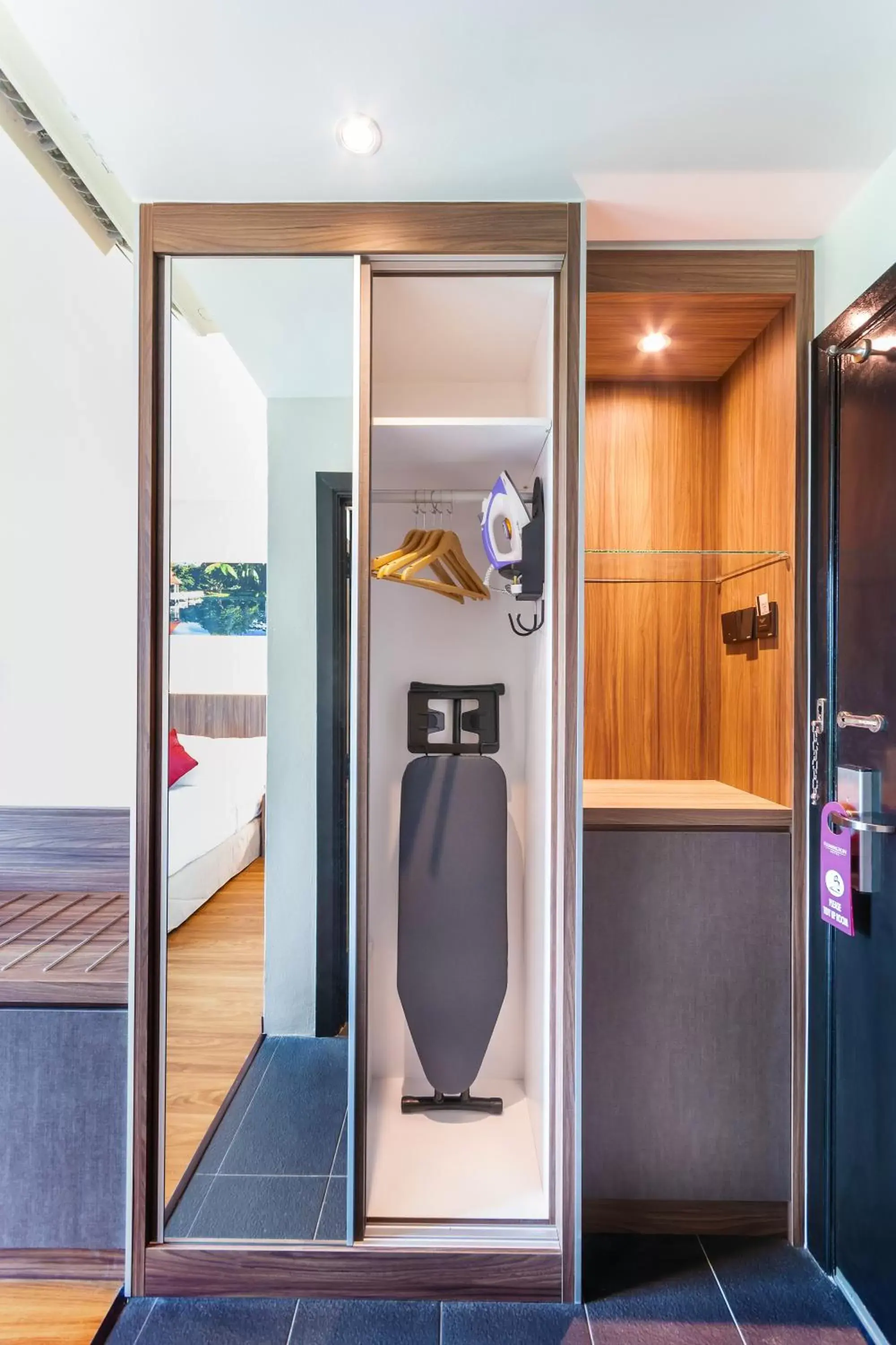 Bed in Flemington Hotel Bed in Flemington Hotel