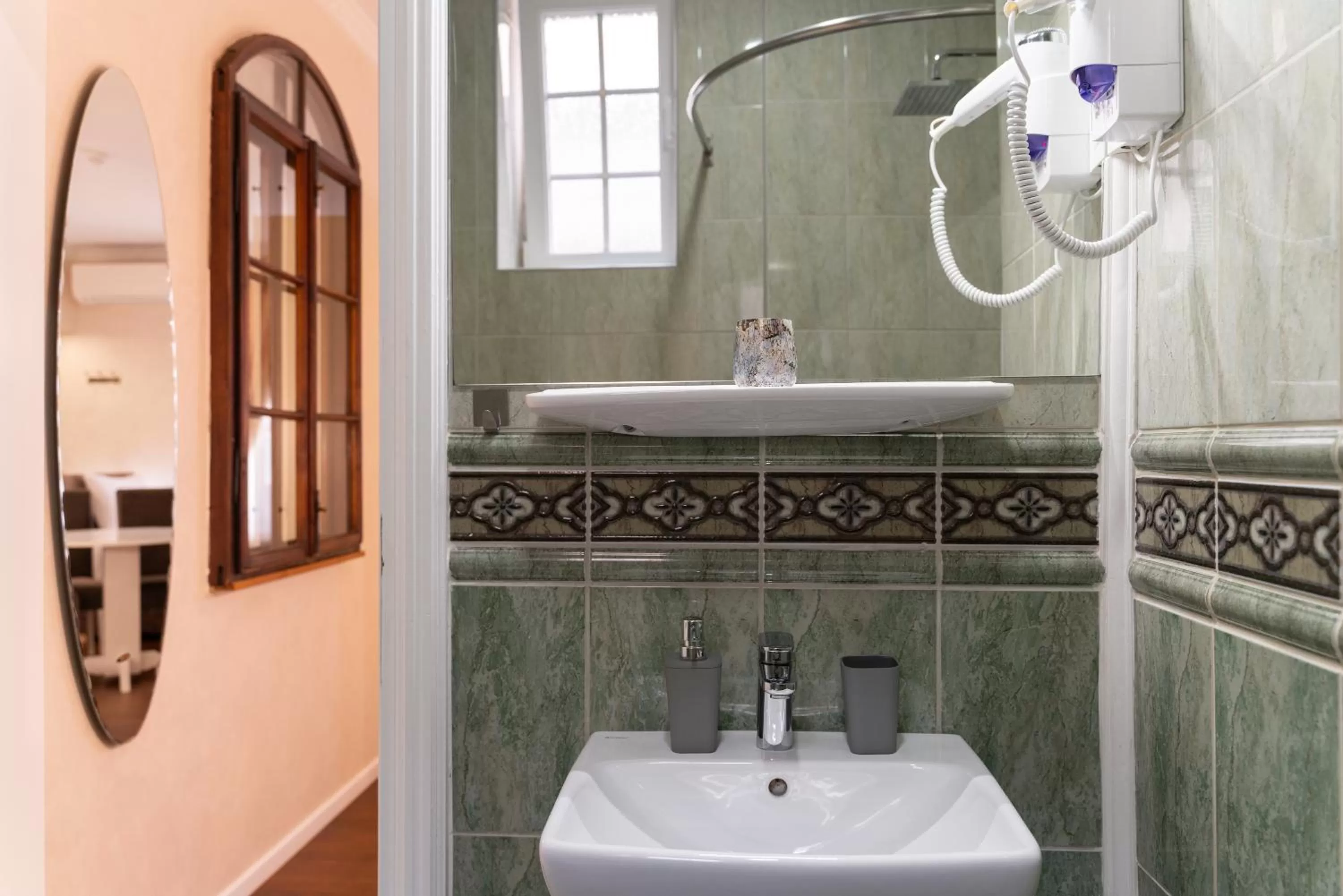 Bathroom in Ornament Hotel