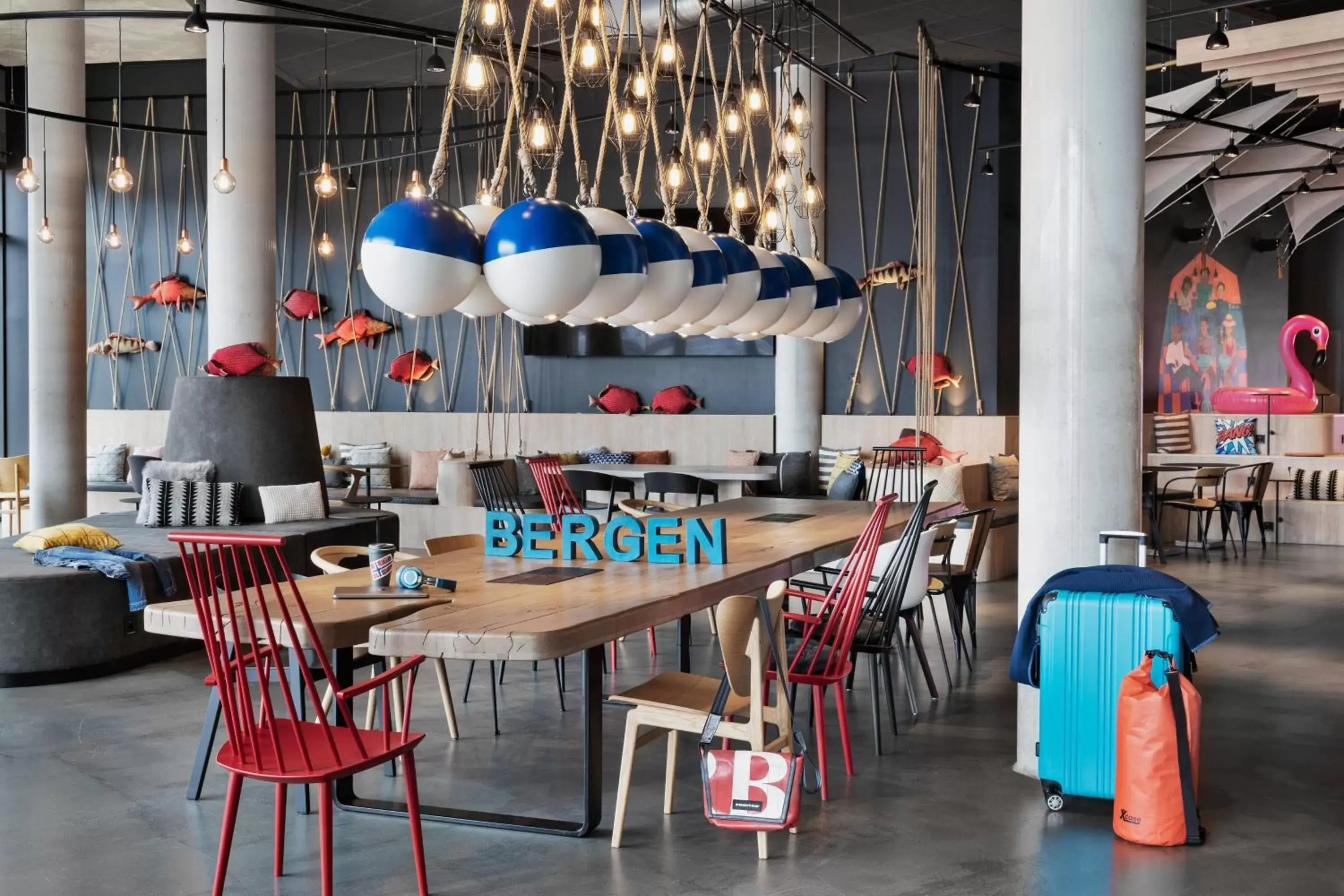 Lounge or bar, Restaurant/Places to Eat in Moxy Bergen