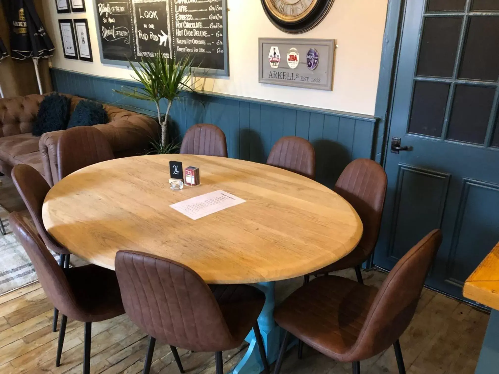 Dining Area in The Punchbowl Inn