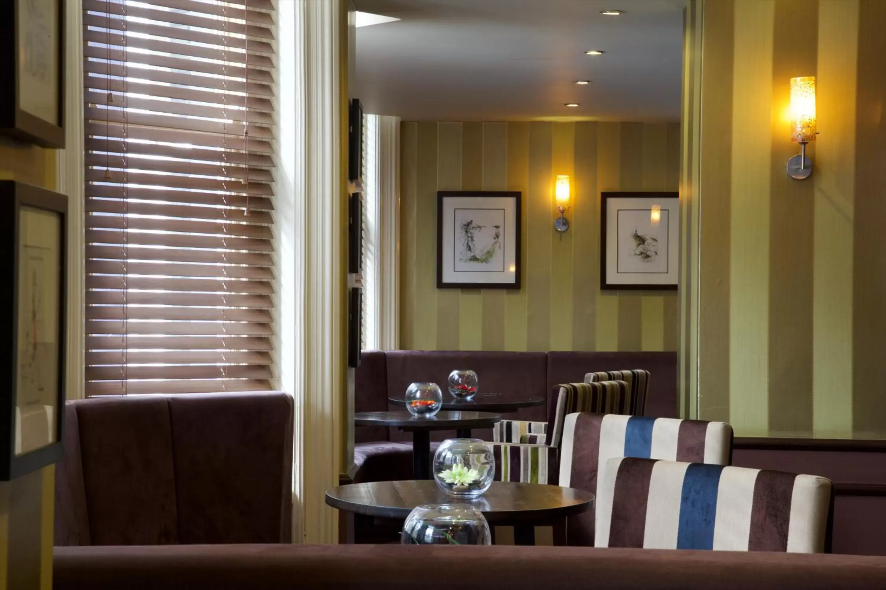 Lounge or bar, Restaurant/Places to Eat in Carlisle Station Hotel, Sure Hotel Collection by BW