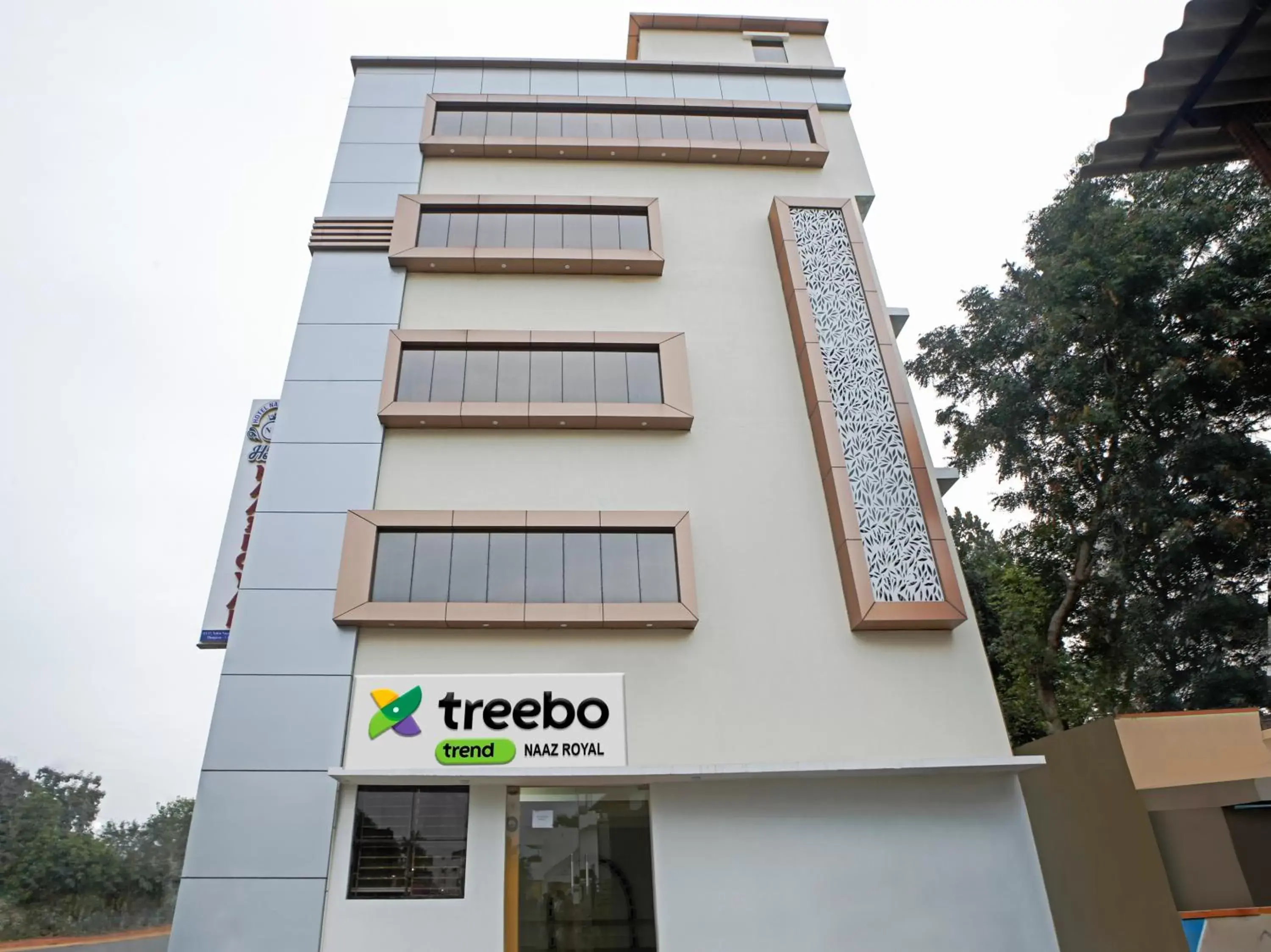 Property building in Treebo Naaz Royal Property building in Treebo Naaz Royal
