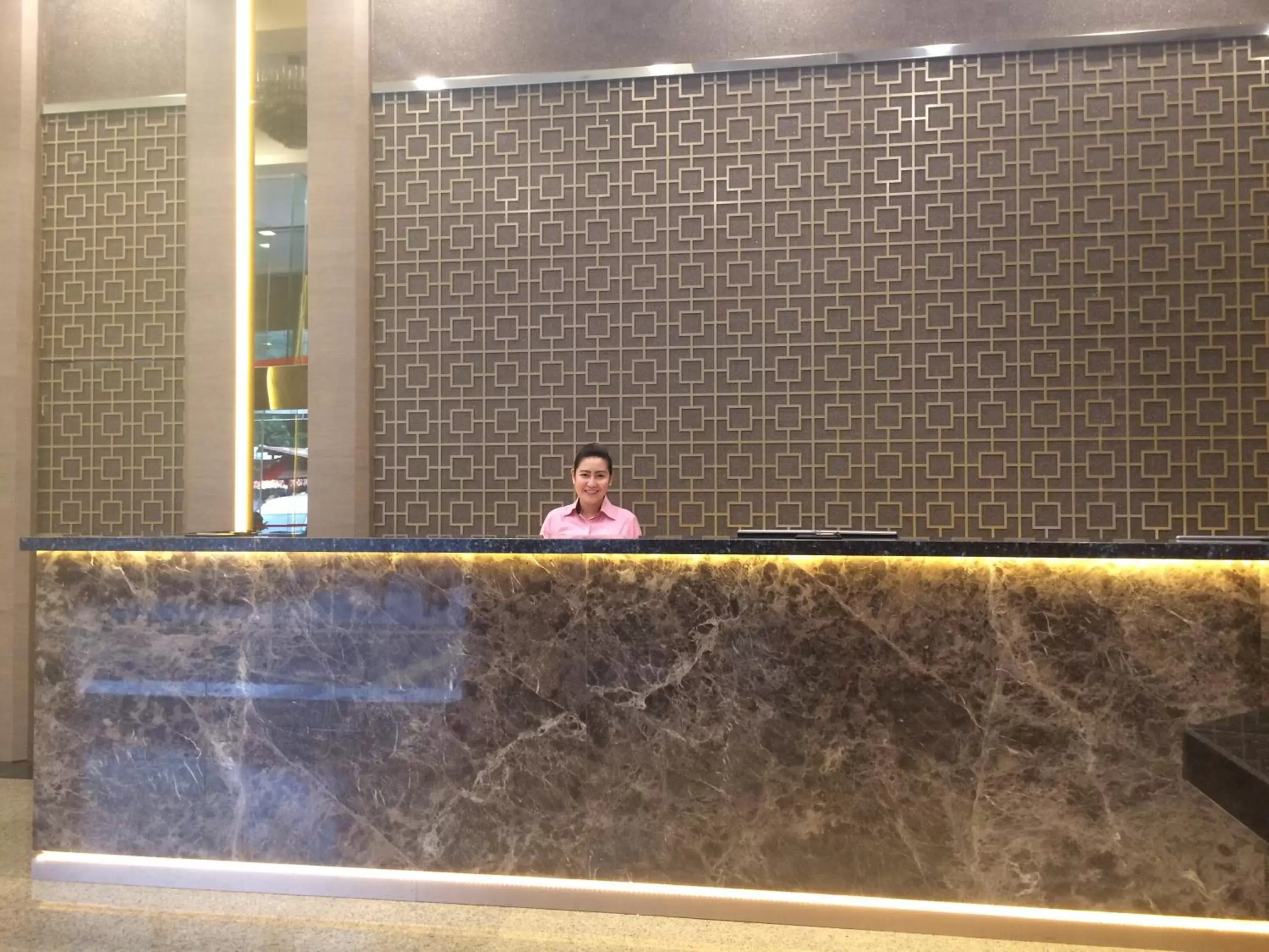 Staff, Lobby/Reception in Hotel Grand Central