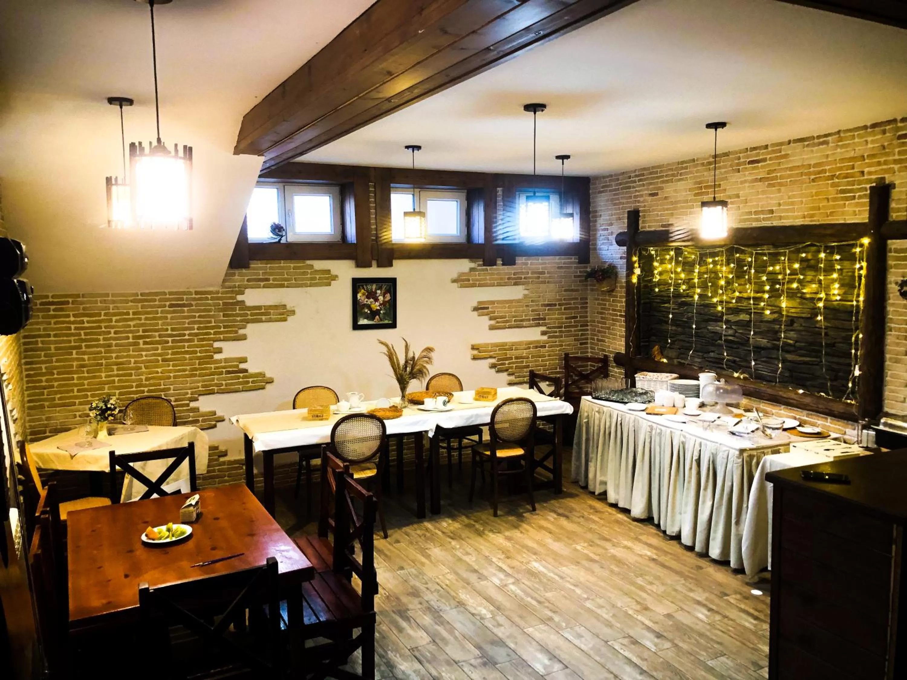 Breakfast in Hotel Dcorner