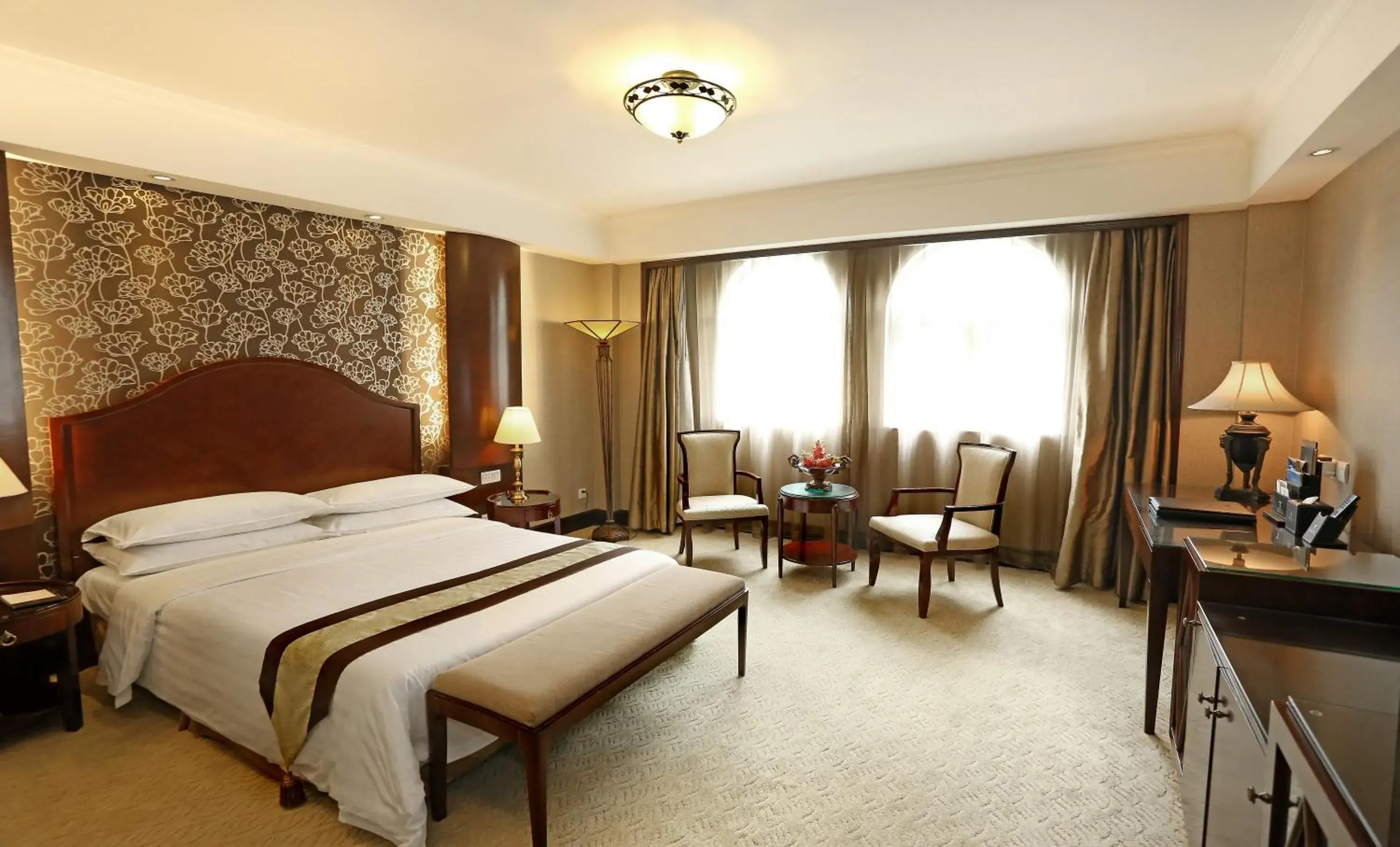 Bed in Grand Palace Hotel（Grand Hotel Management Group）