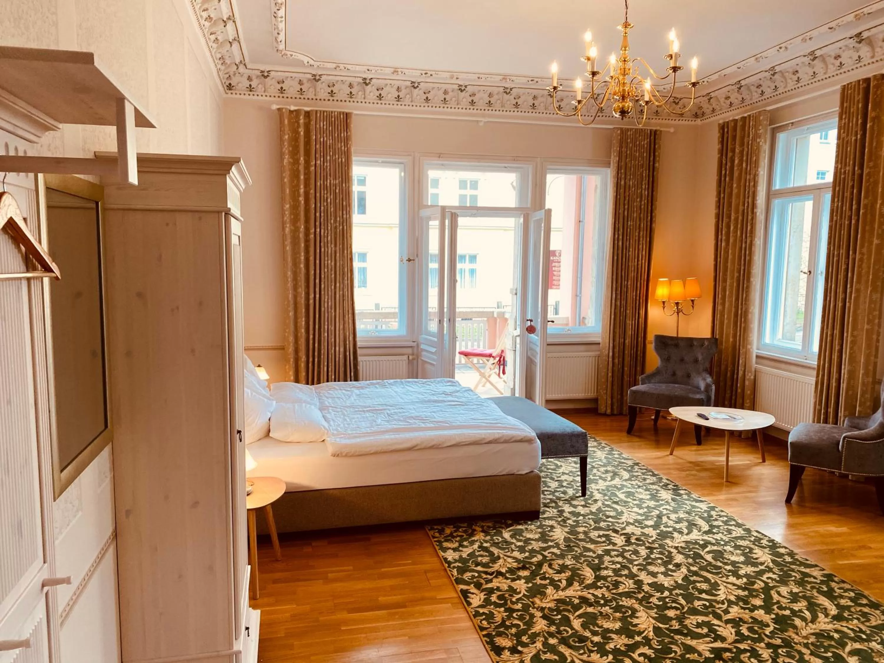 Photo of the whole room, Bed in Villa Antonia