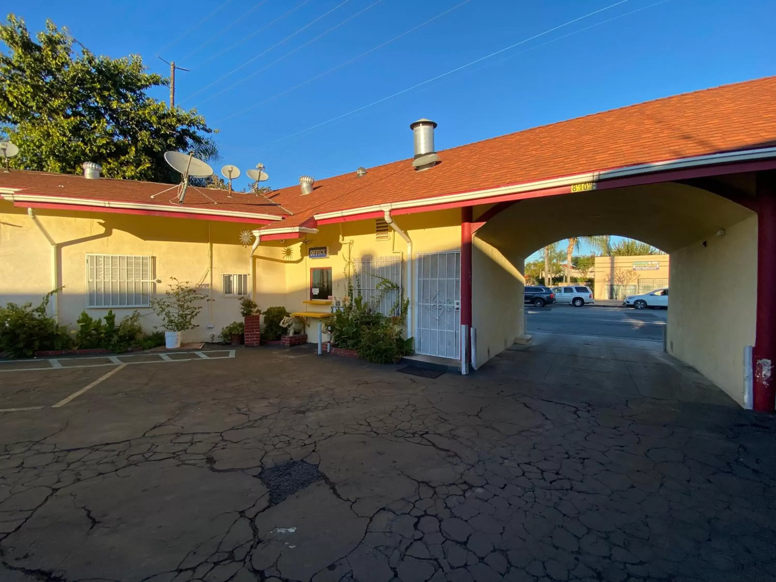 Property Building in Sands Inn