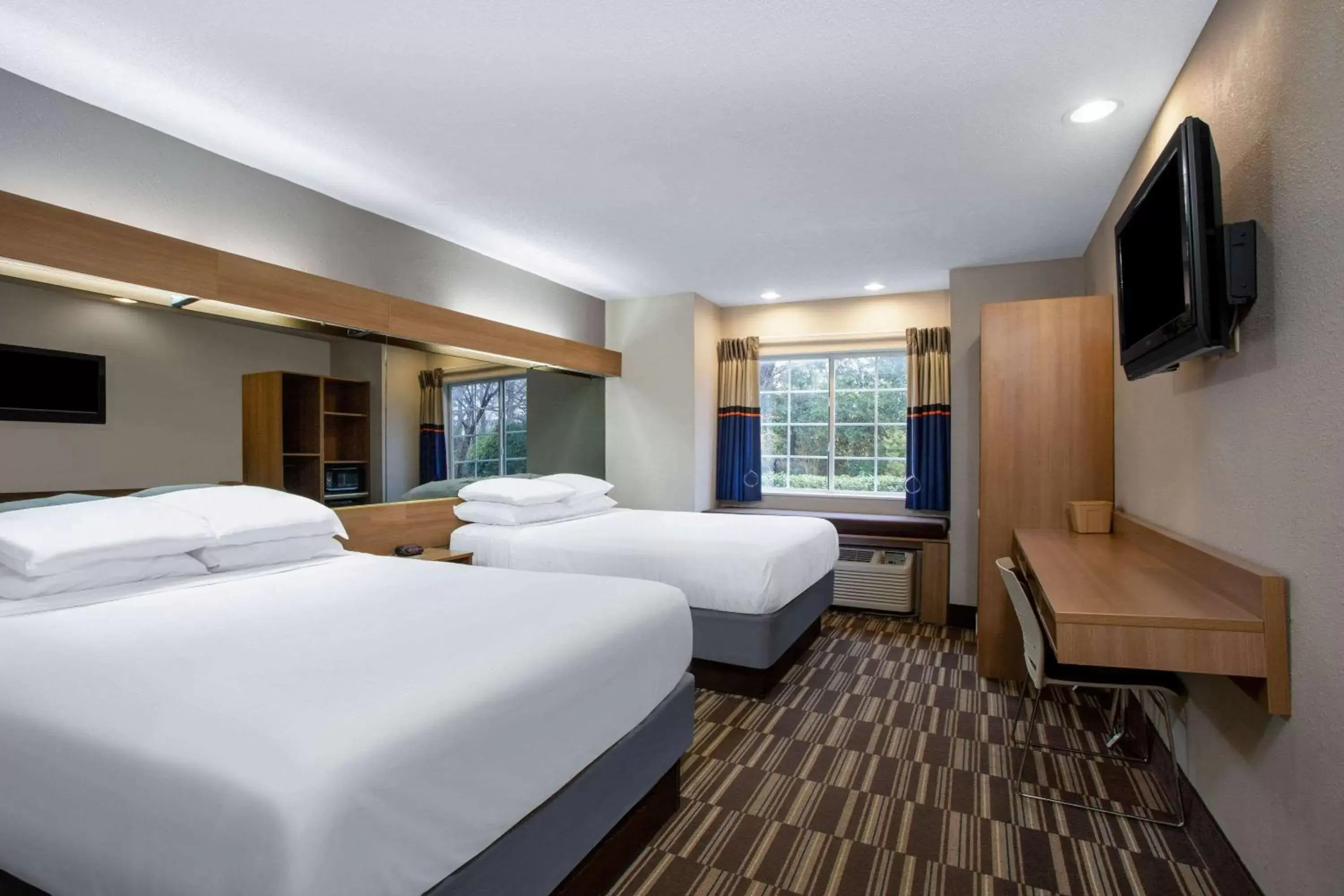 Photo of the whole room in Microtel Inn & Suites by Wyndham Matthews/Charlotte