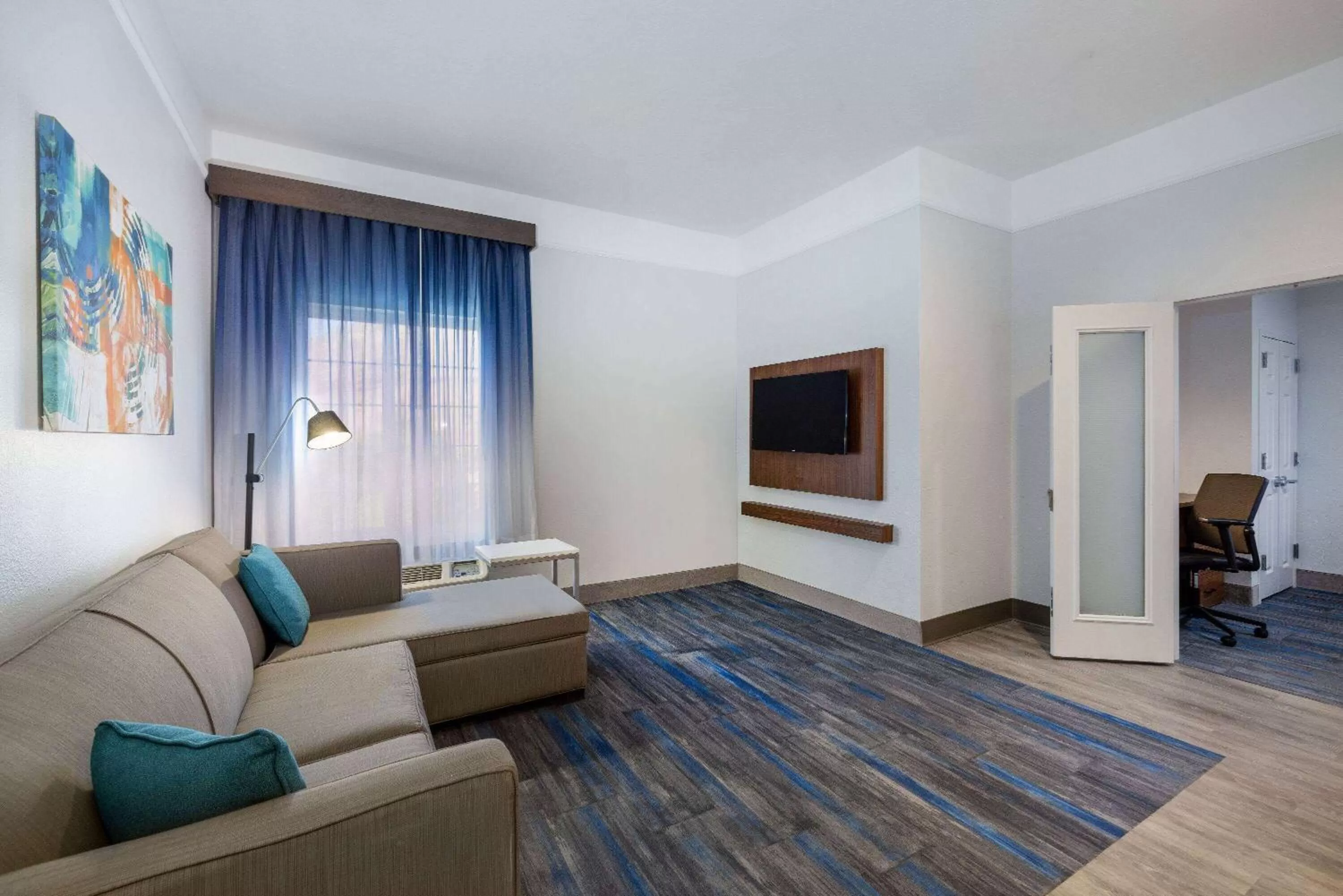 Bed in La Quinta by Wyndham St. George