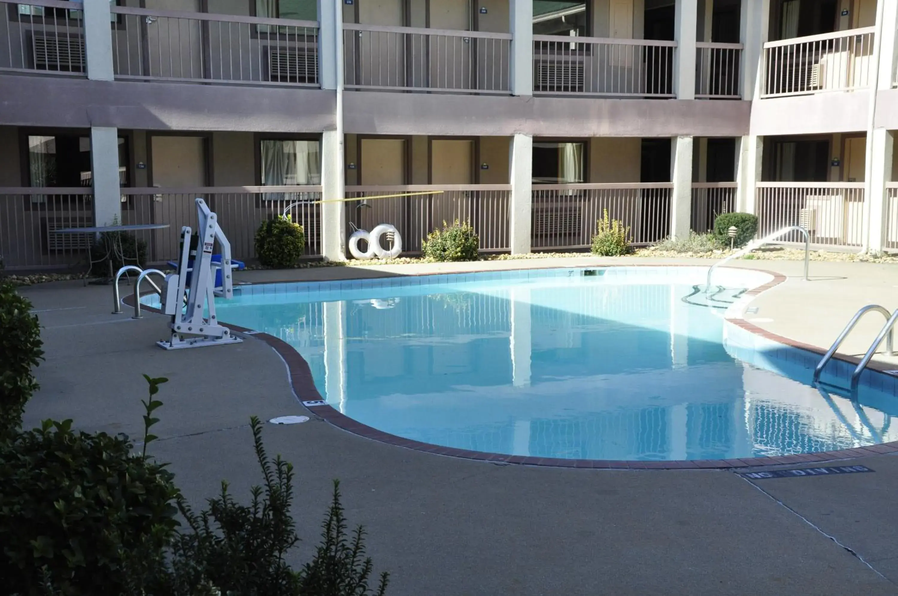 Swimming Pool in Motel 6-Little Rock, AR - Airport
