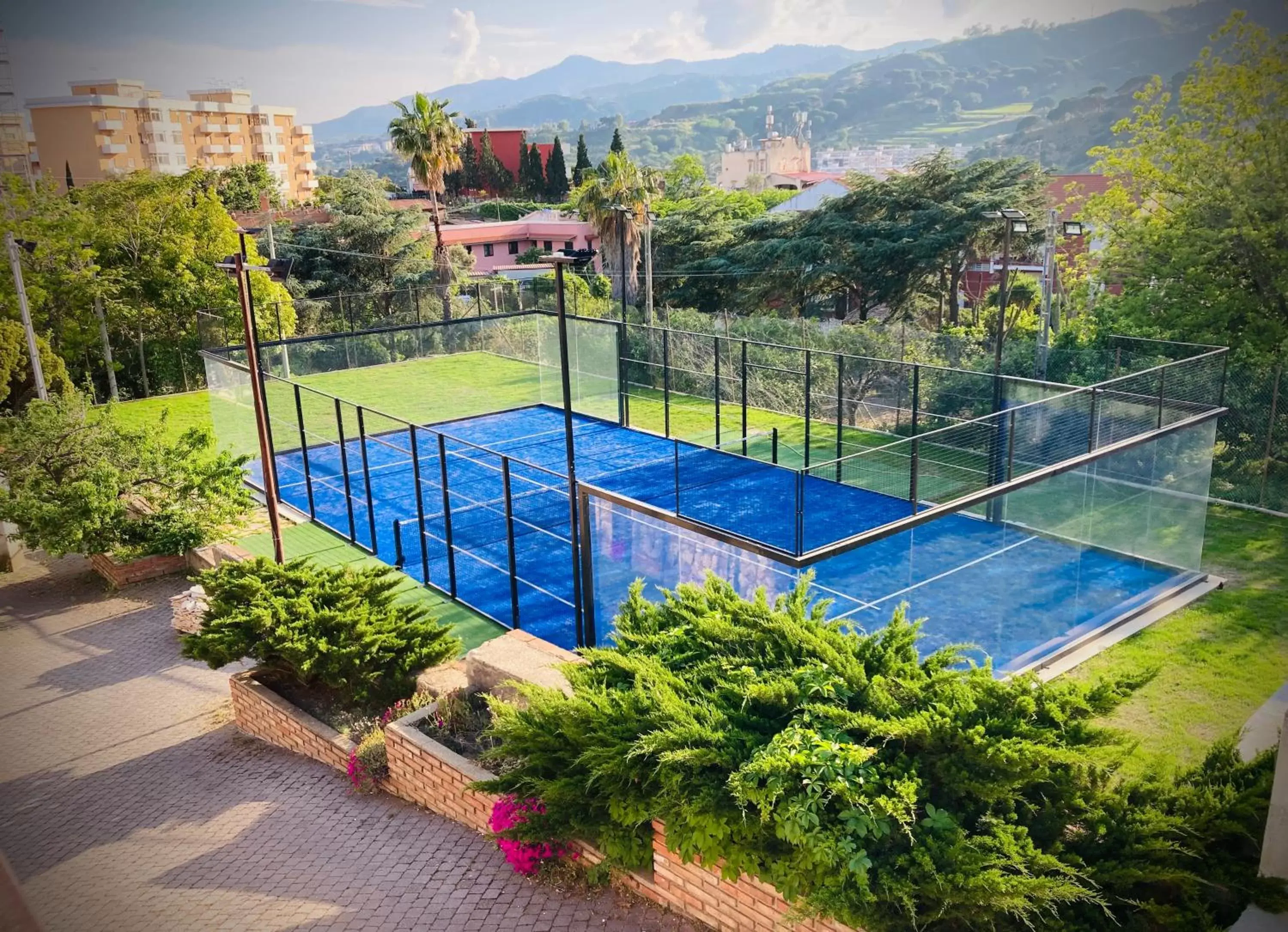 Tennis/Squash in Villa Scilla e Cariddi