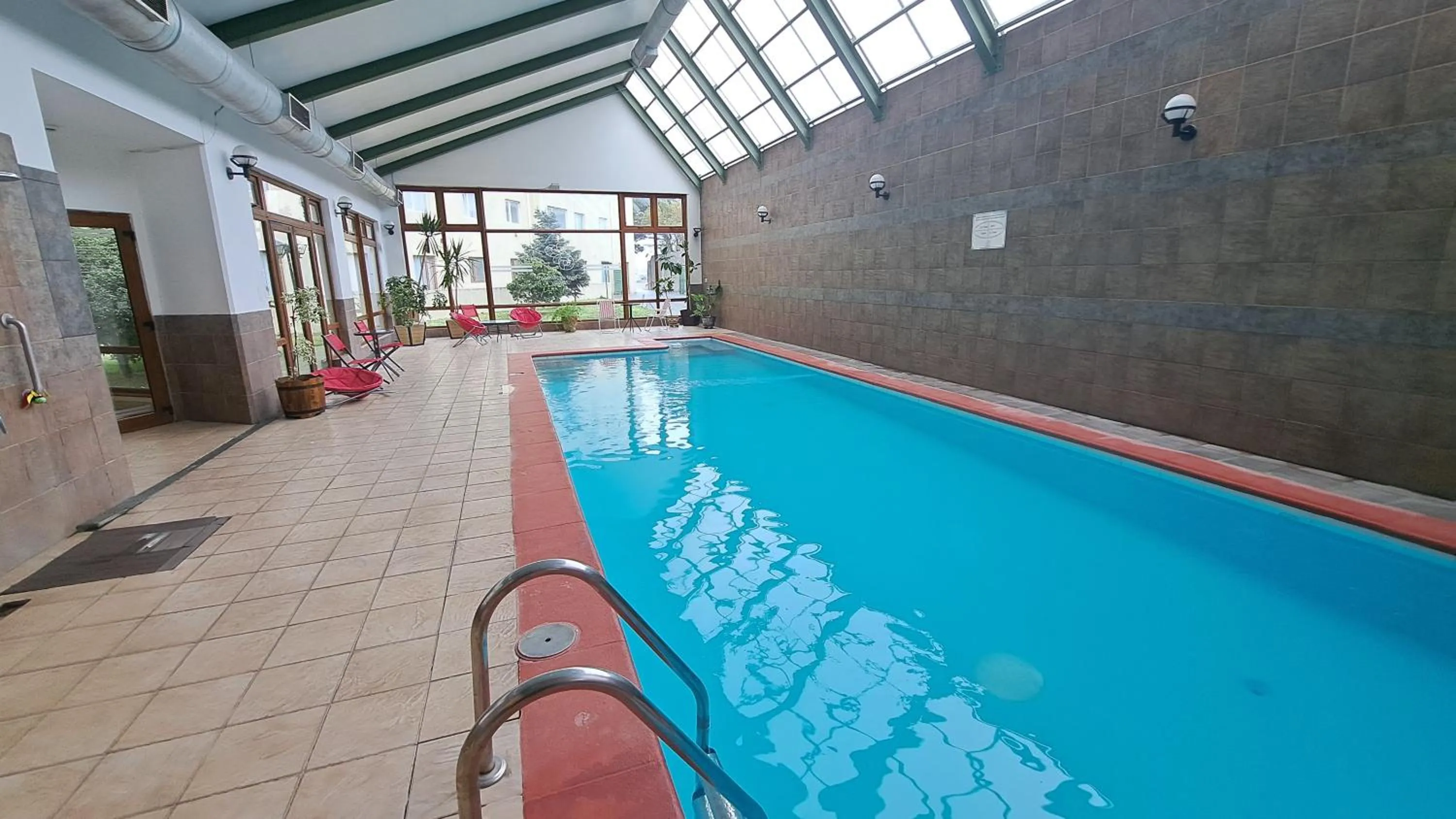 Swimming pool in Hotel Diego de Almagro Punta Arenas