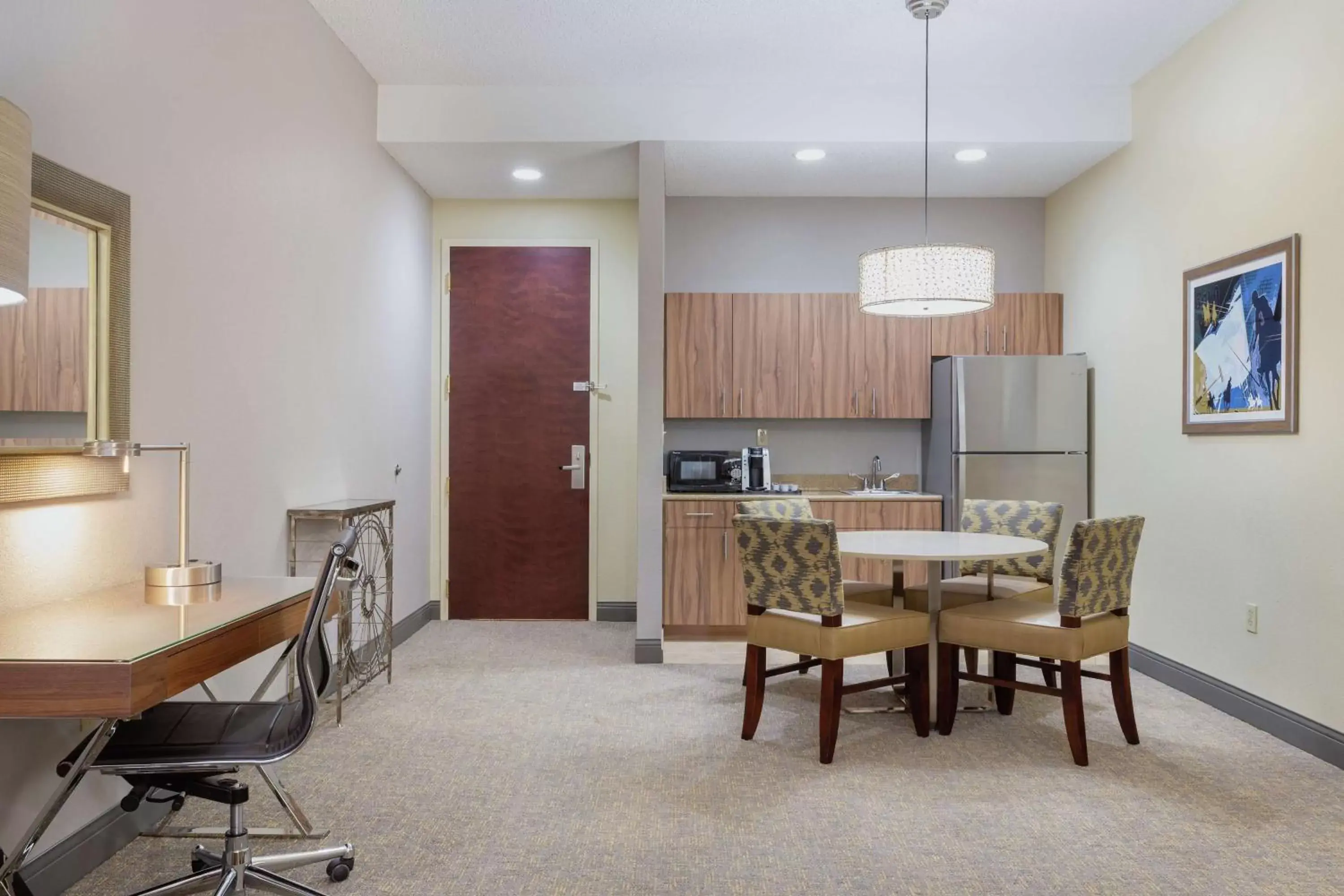 Bedroom, Dining Area in Hampton Inn & Suites Wellington