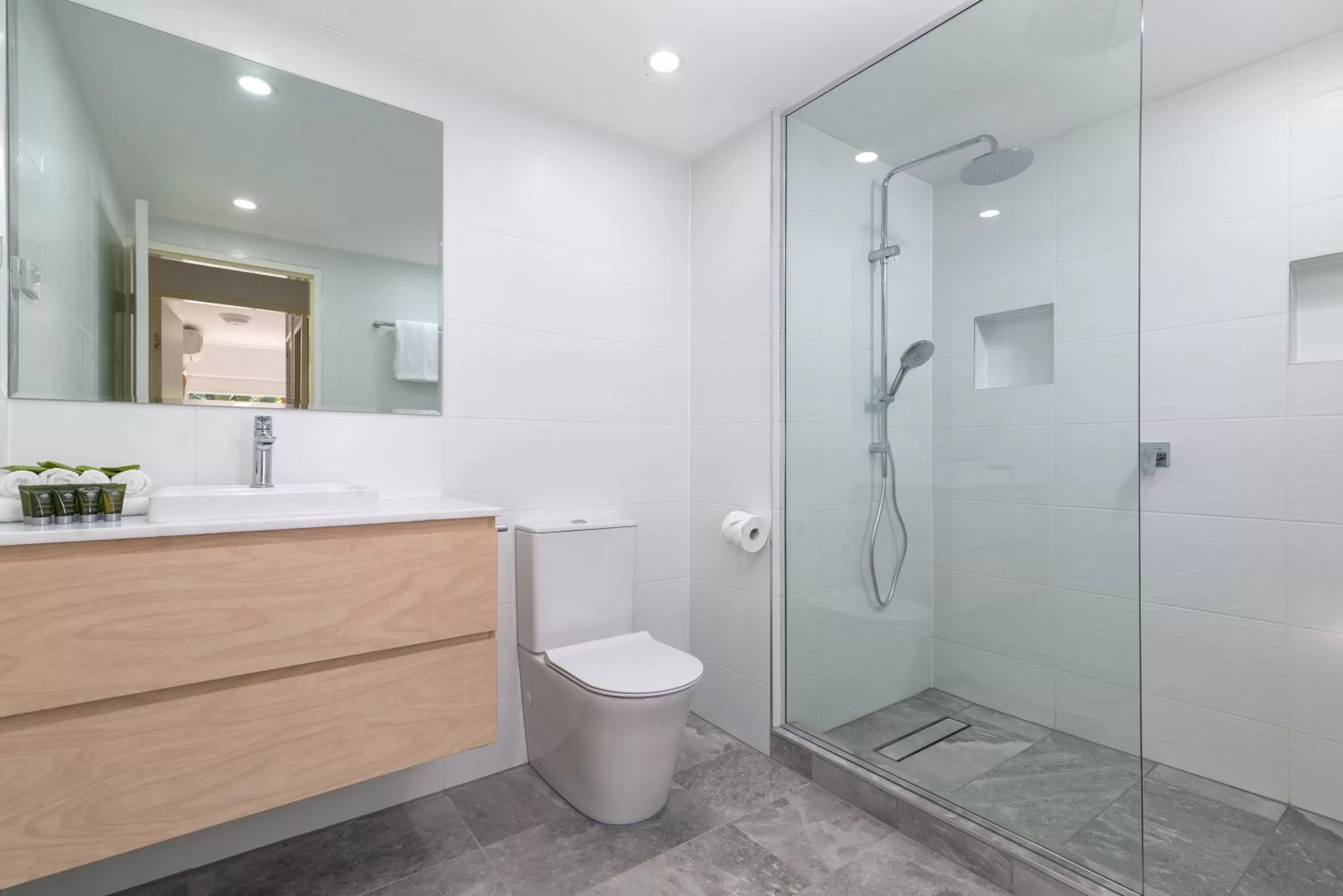 Bathroom in Driftwood Mantaray - Official Onsite Reception and Check In