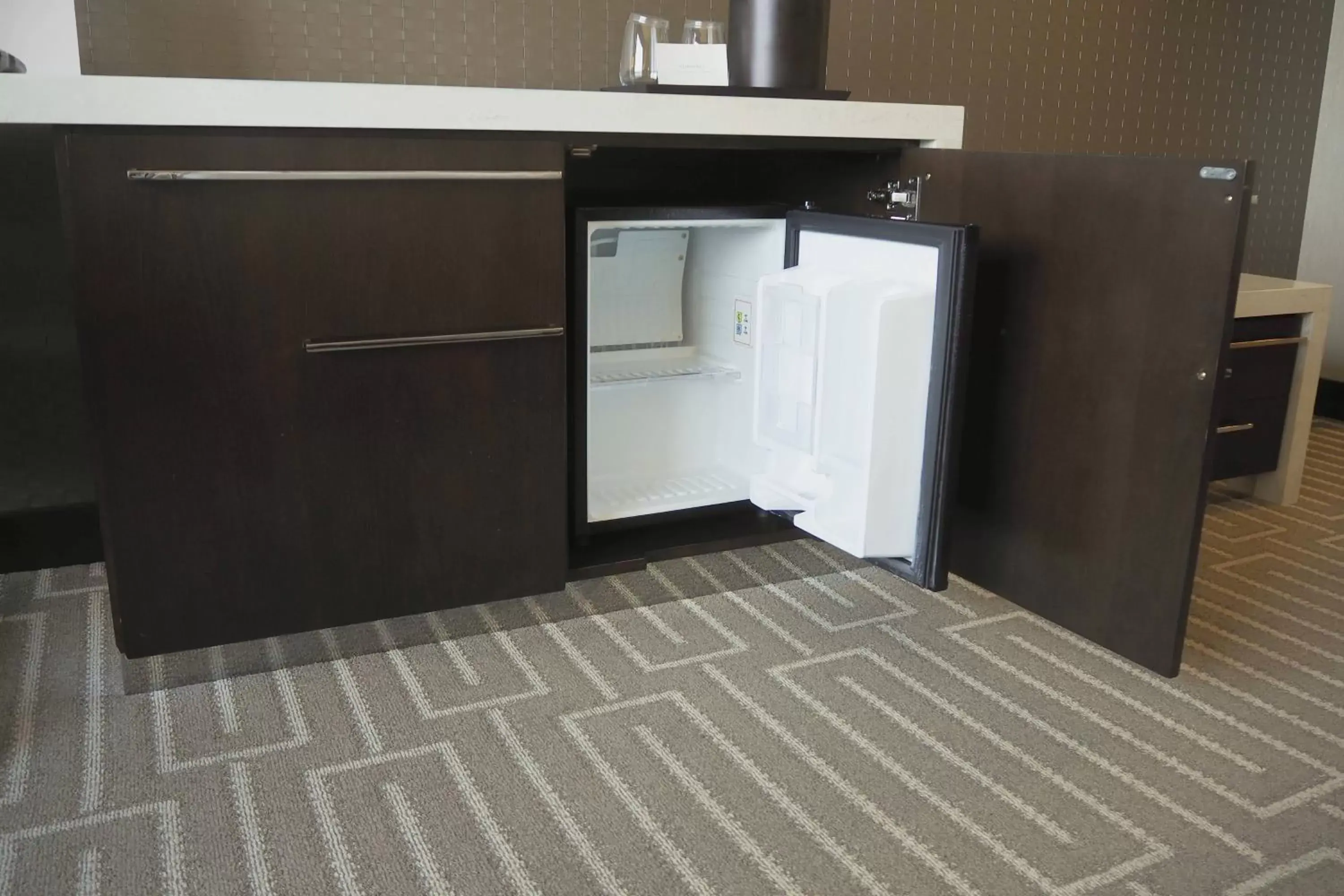 Photo of the whole room, Kitchen/Kitchenette in JW Marriott Minneapolis Mall of America