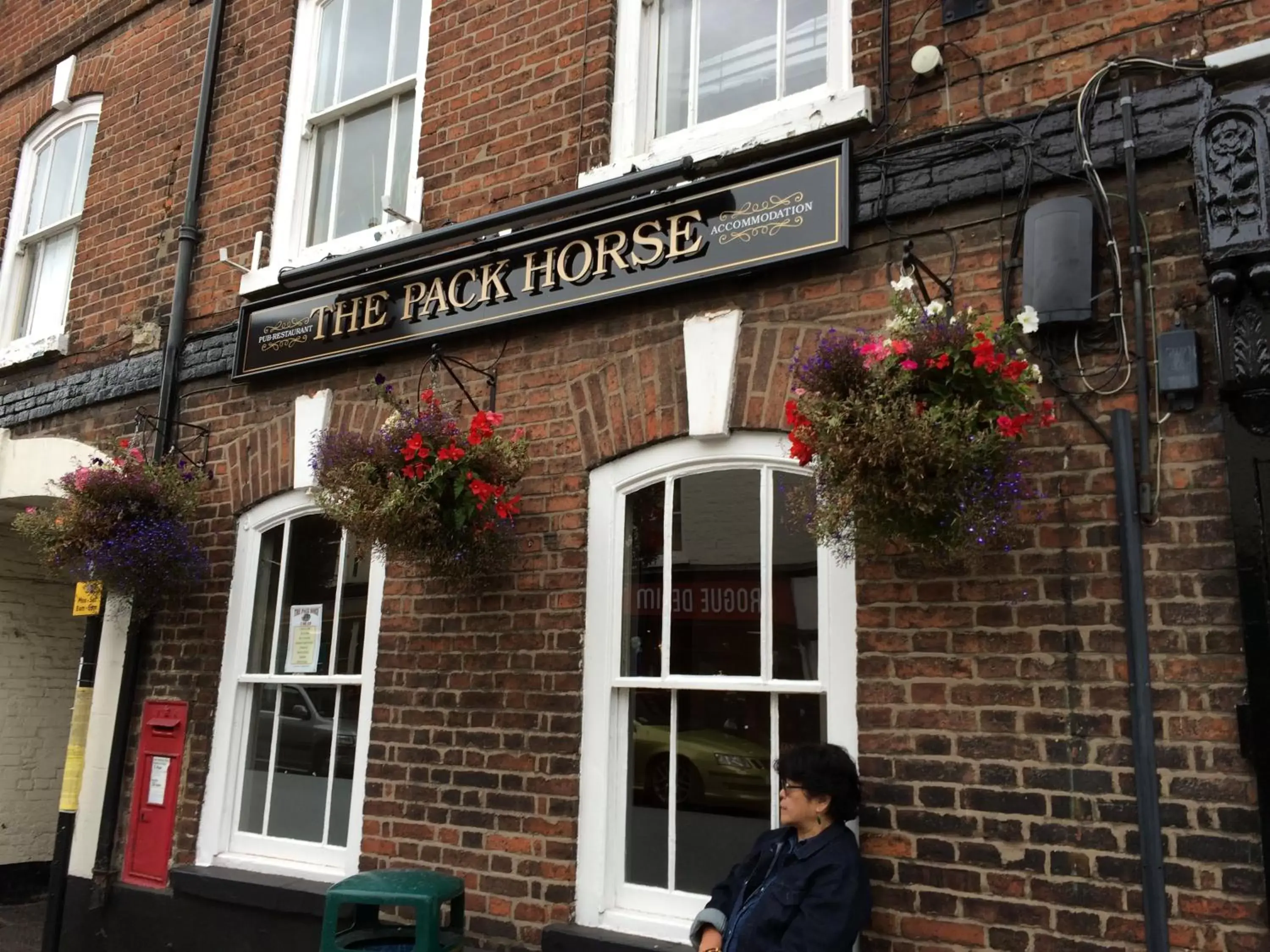 Facade/entrance in The Pack Horse