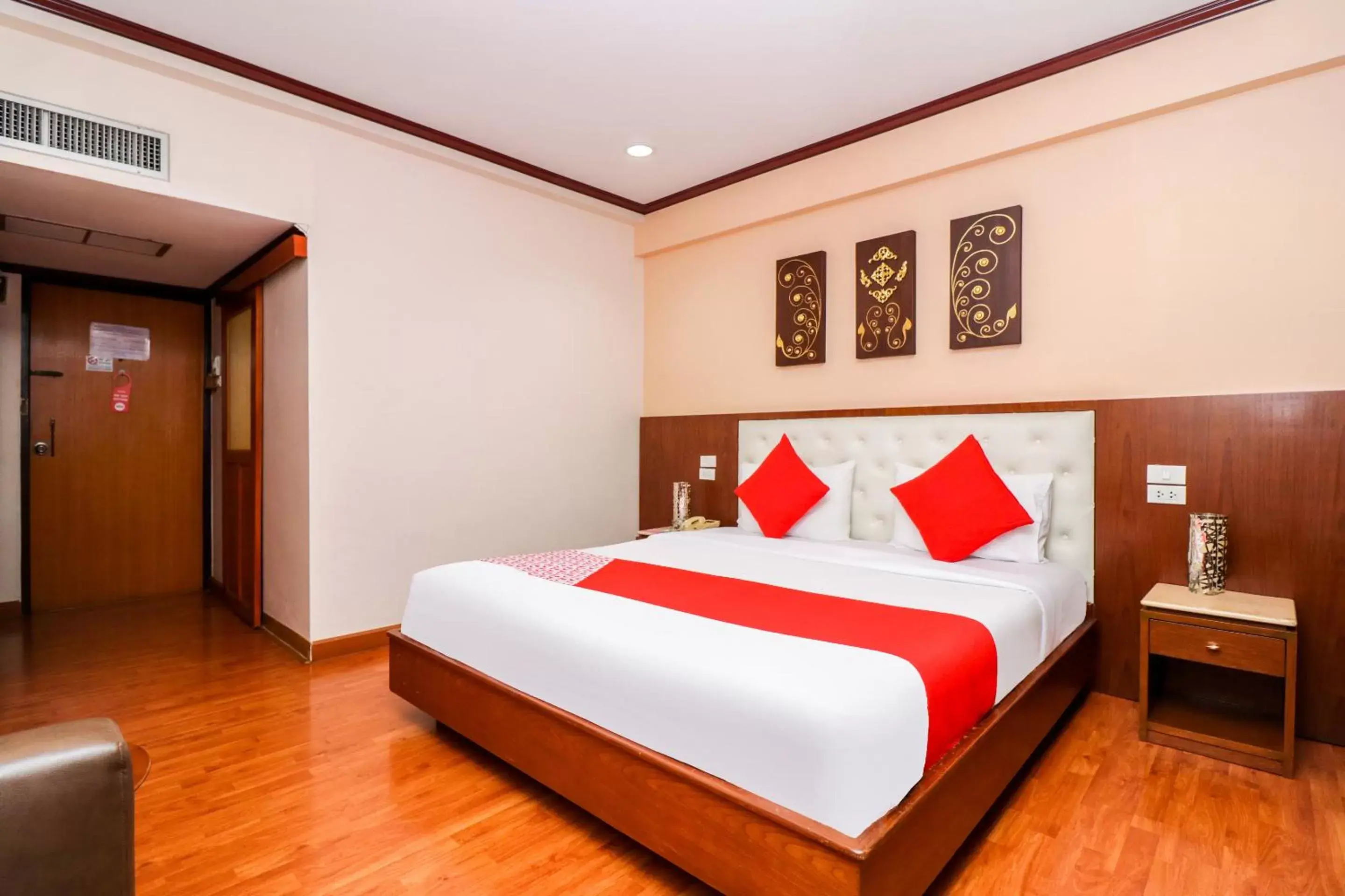 Bedroom, Bed in Malaysia Hotel Bangkok