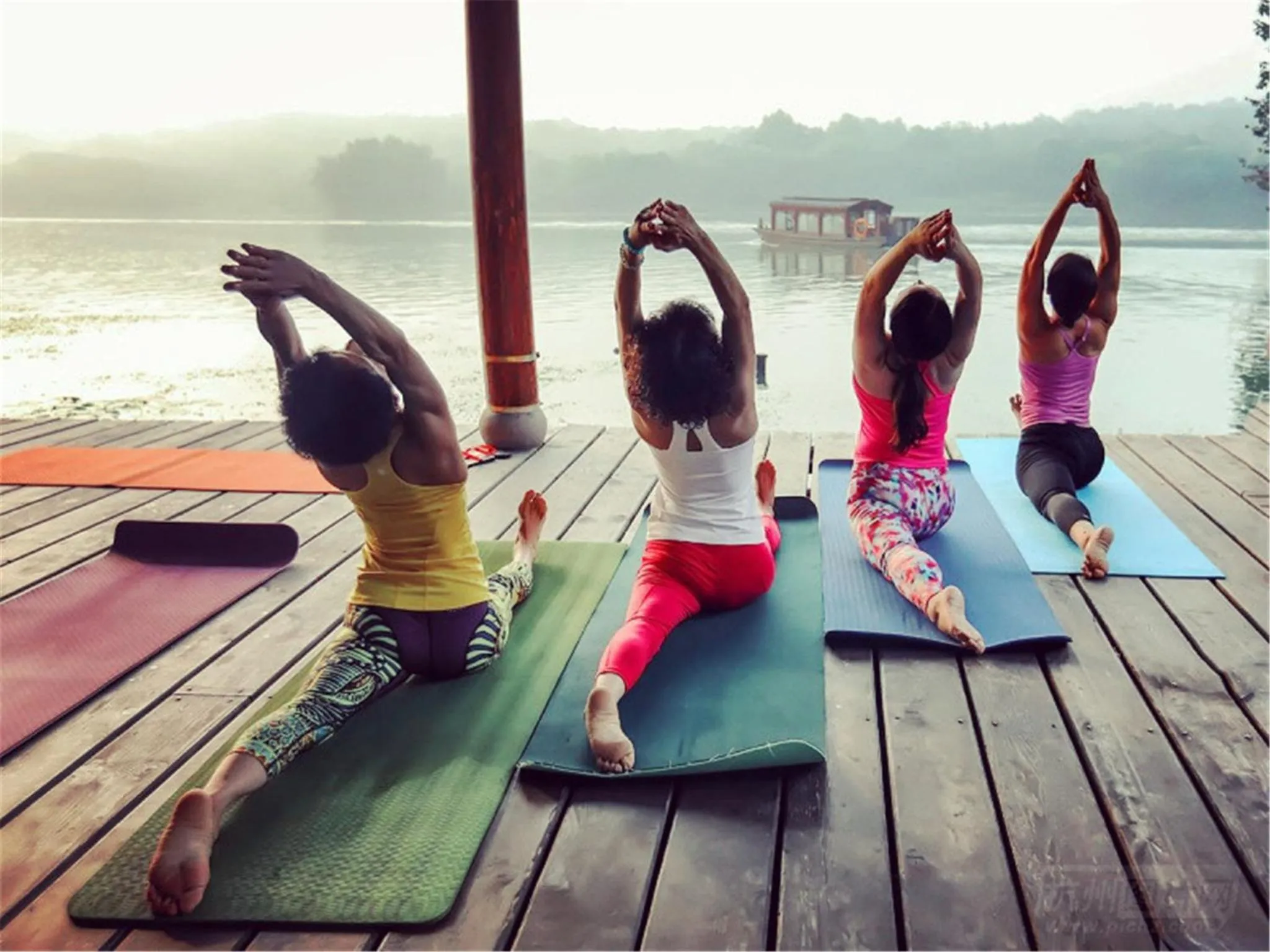 Nearby landmark in Yurong West Lake Cottage Resort Hotel Hangzhou