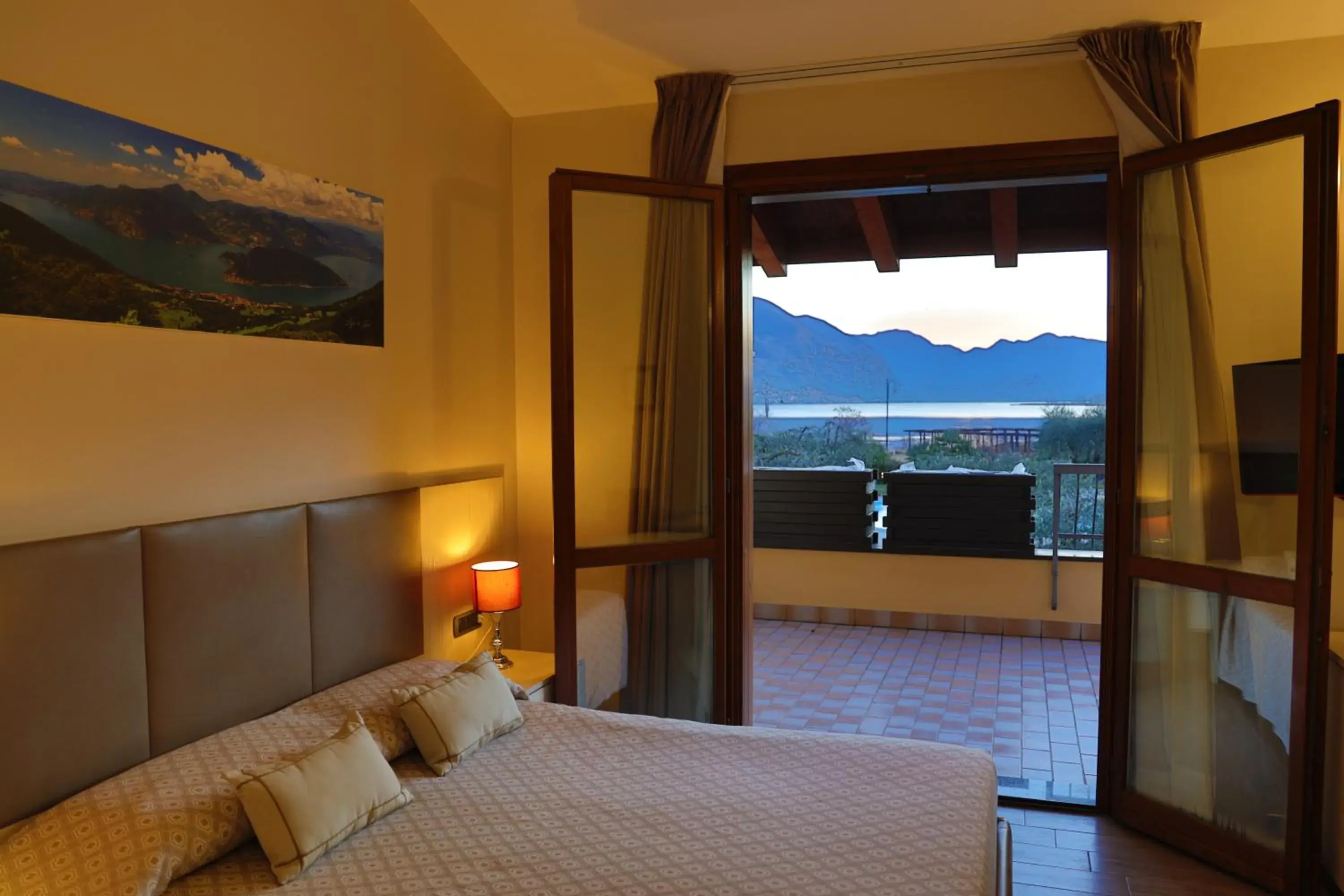 Photo of the whole room, Mountain View in Hotel Ulivi
