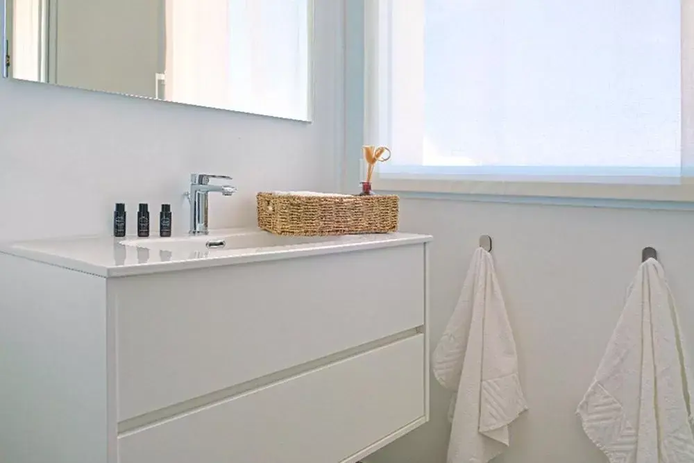 towels, Bathroom in Amare Suite & Apartments