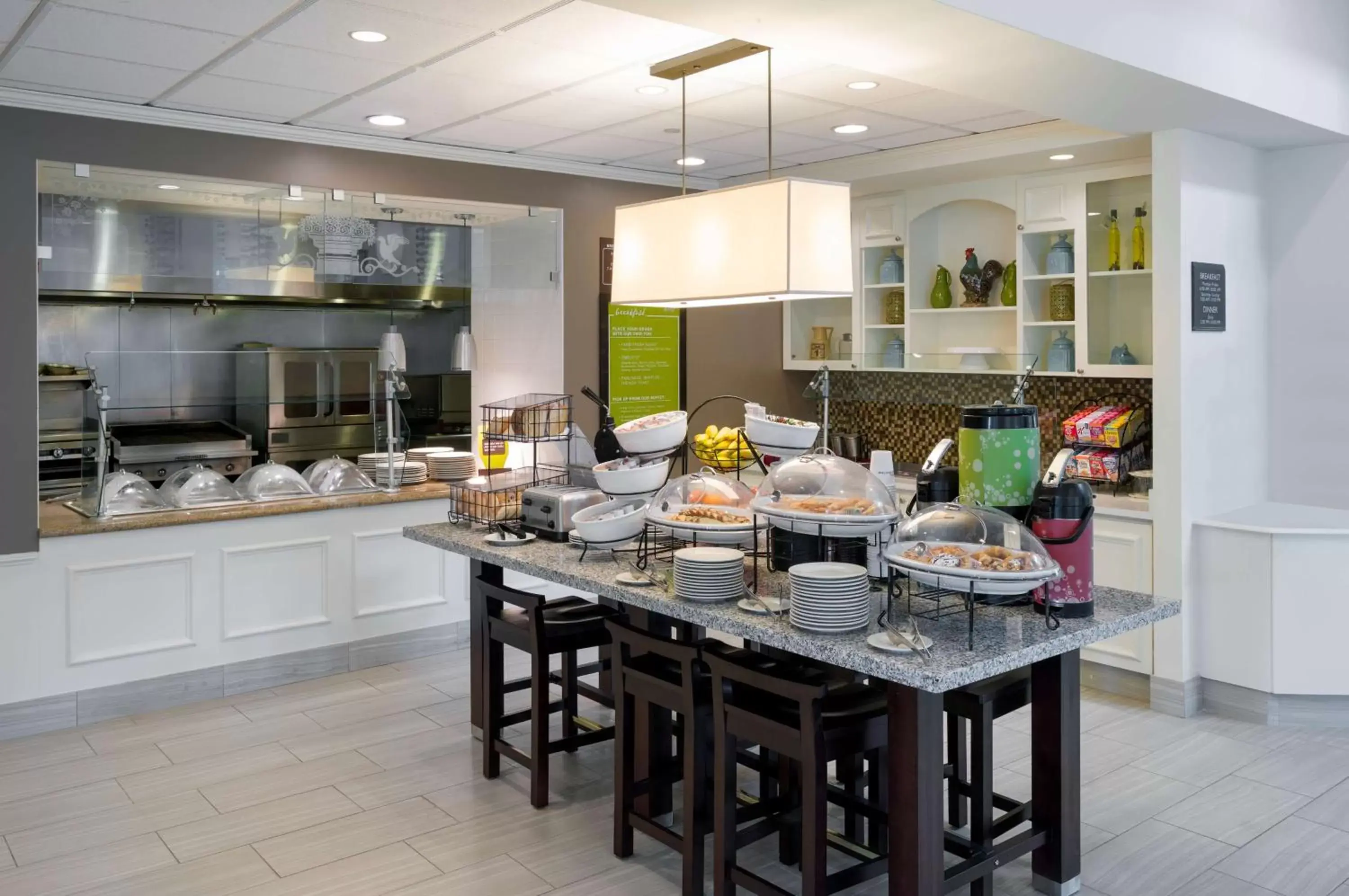 Breakfast, Restaurant/Places to Eat in Hilton Garden Inn Hartford South/Glastonbury