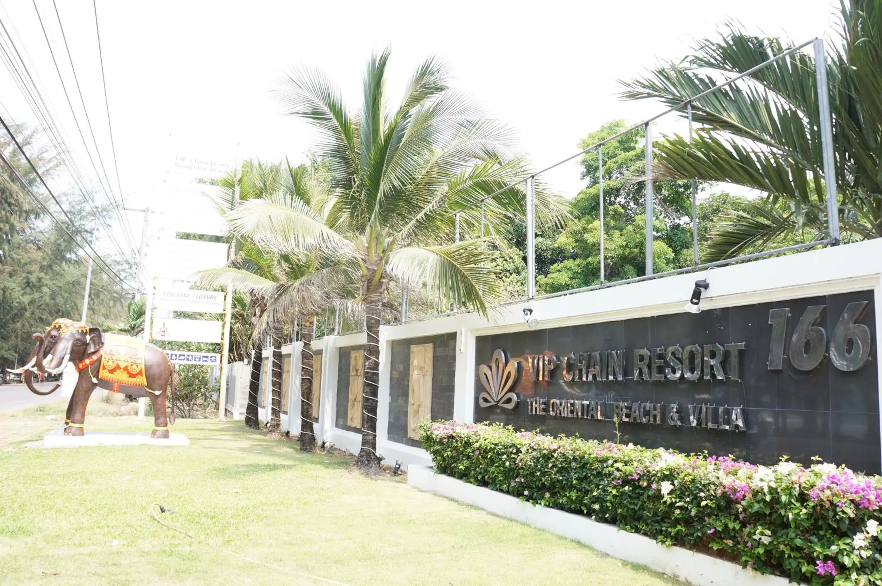 Facade/entrance, Garden in The Oriental Tropical Beach at VIP Resort