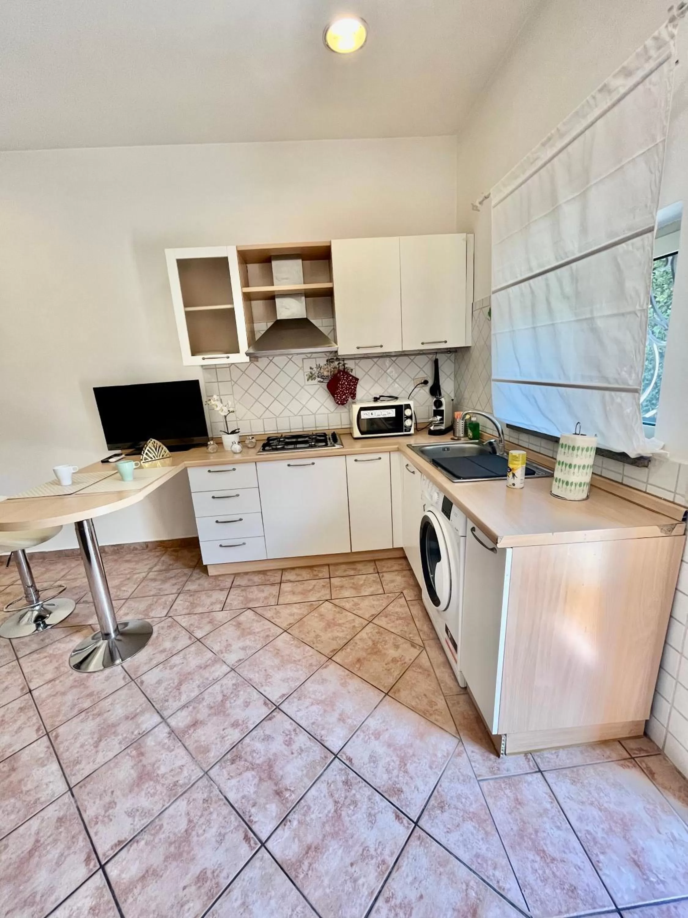 Kitchen or kitchenette in Residence Villa il sogno