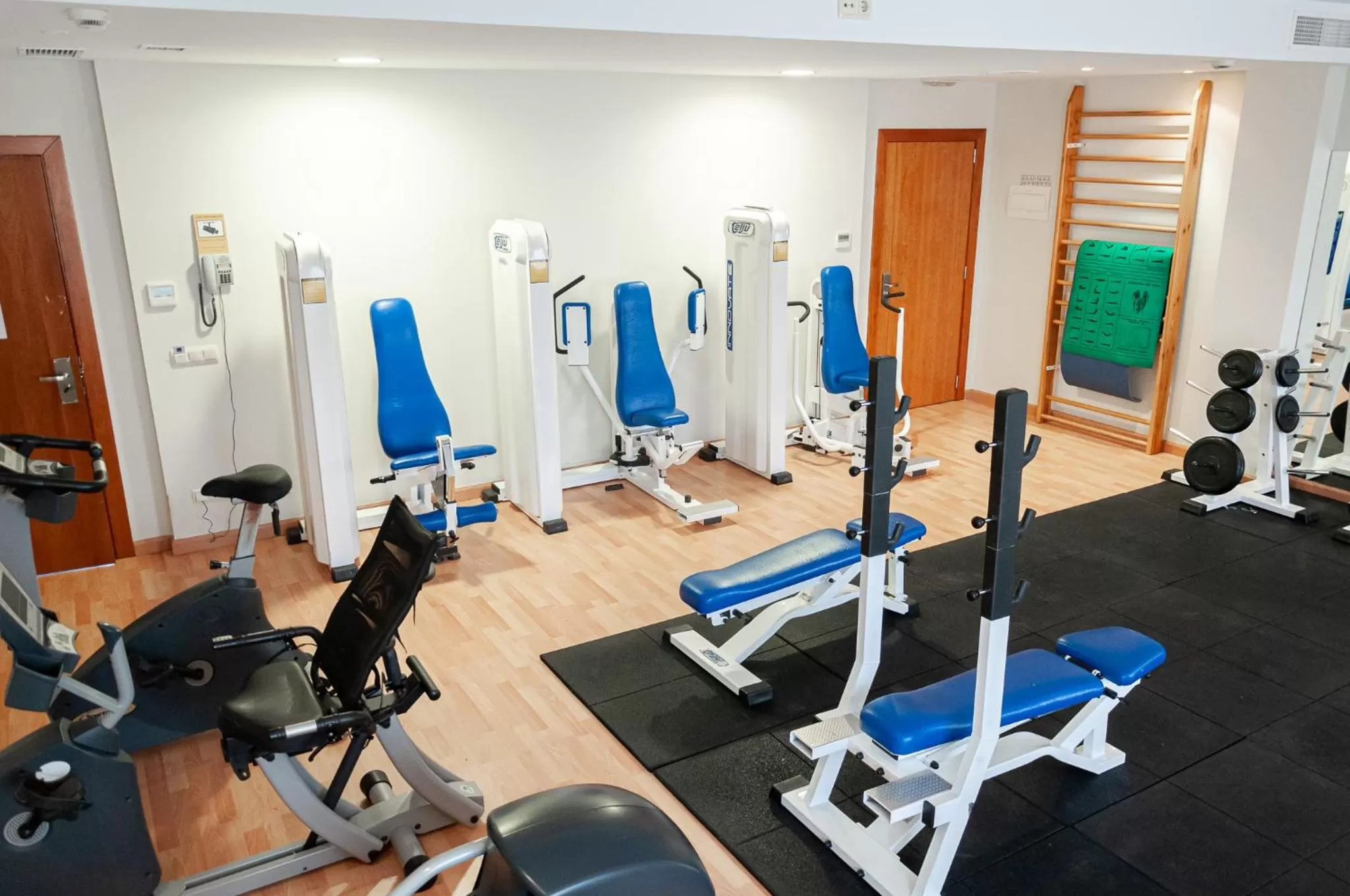 Fitness centre/facilities in ARVA Santiago León