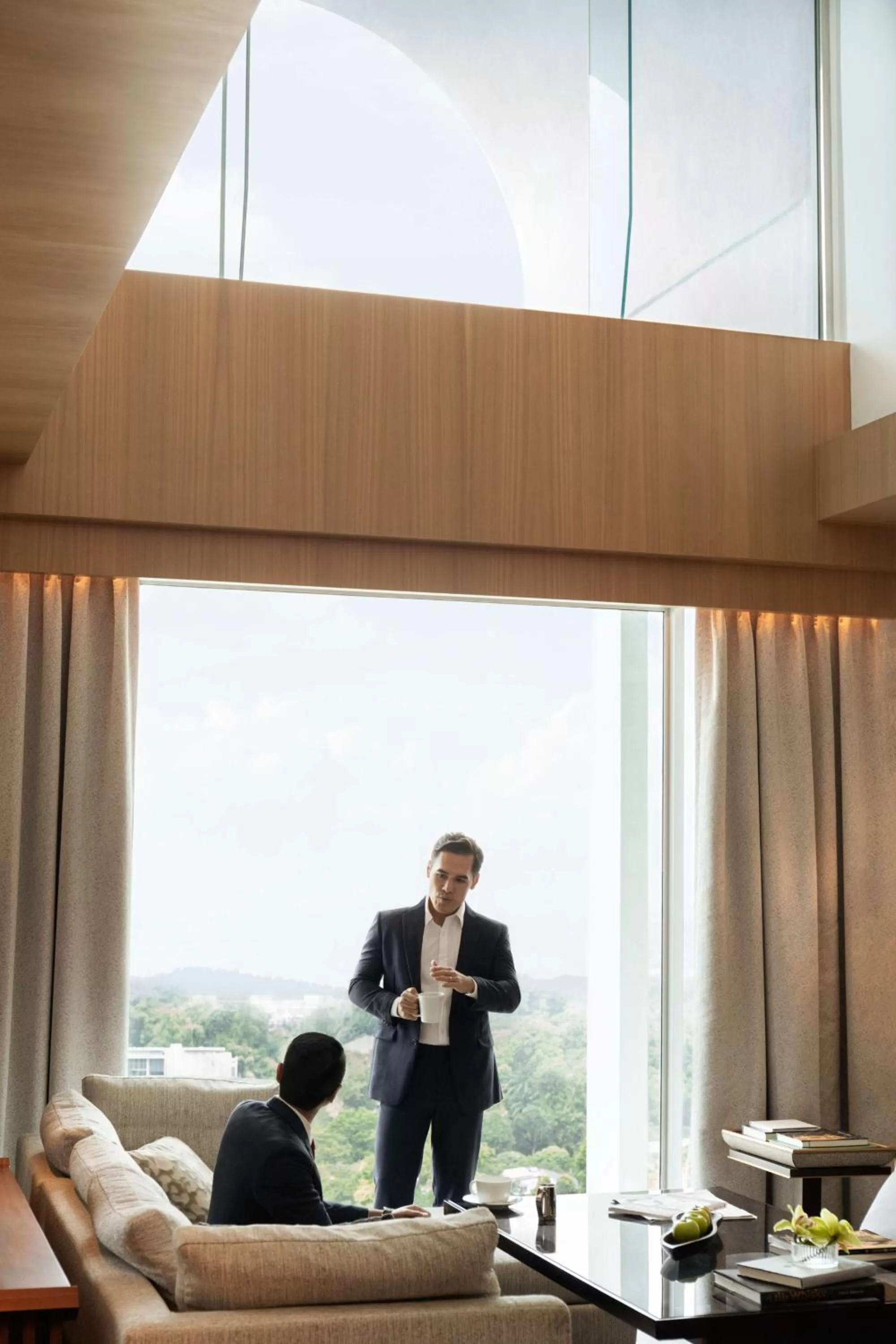 Lounge or bar in Shangri-La Singapore