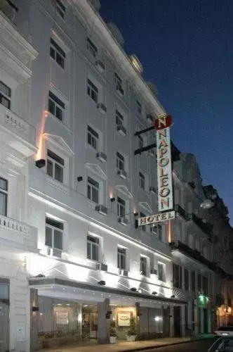 Facade/entrance, Property Building in Hotel Napoleón