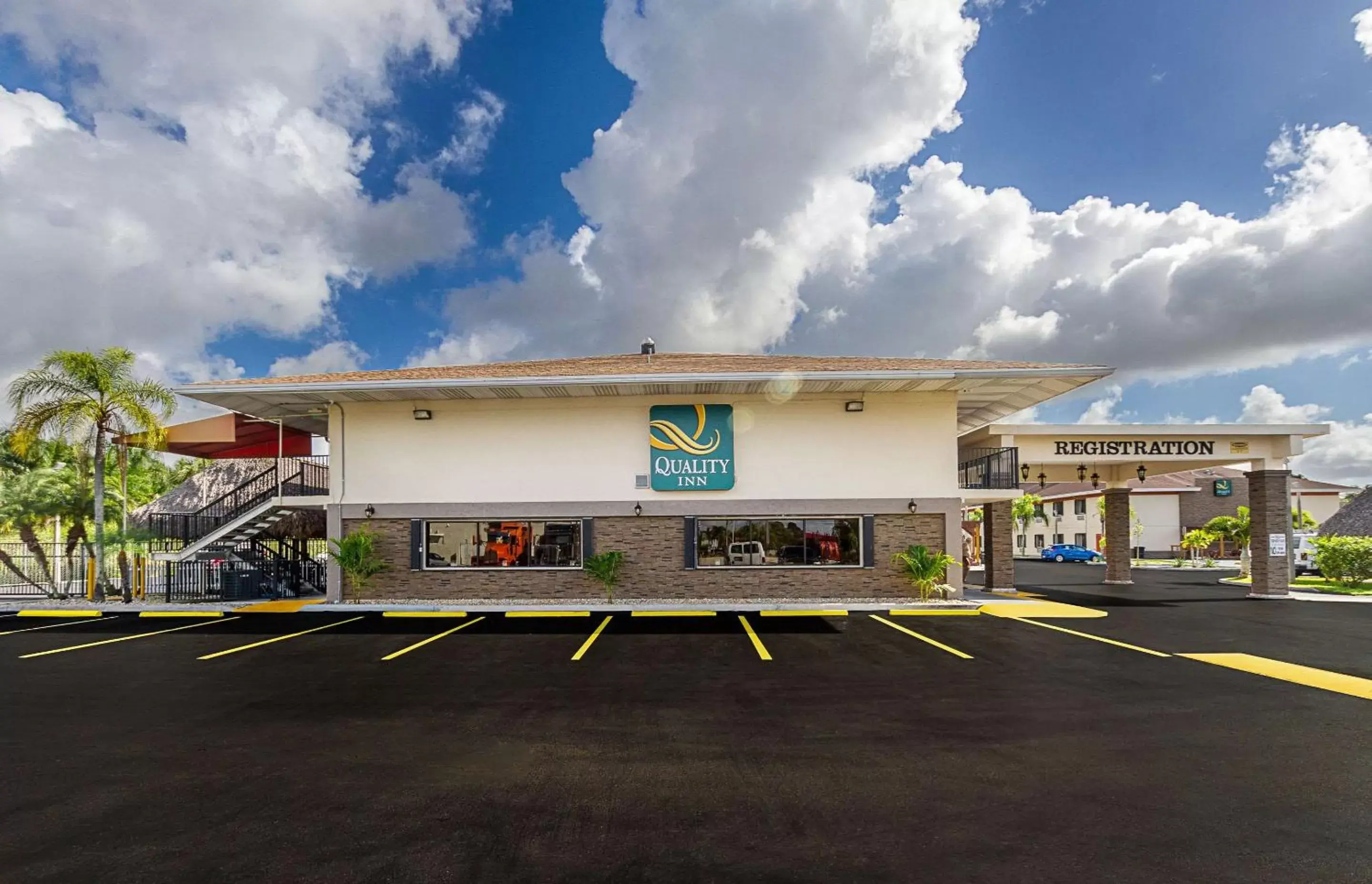 Property Building in Quality Inn Florida City - Gateway to the Keys