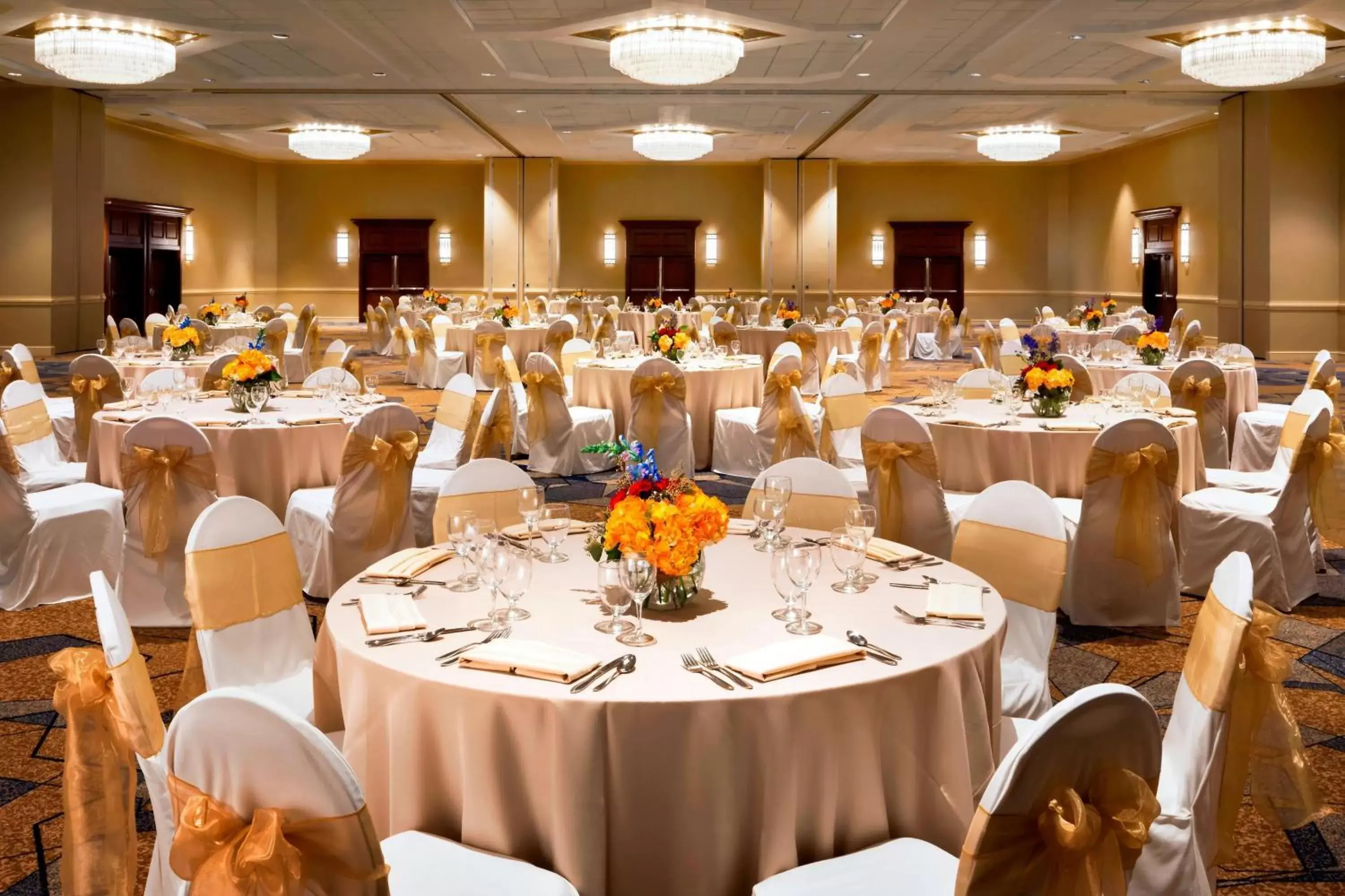 Meeting/conference room, Banquet Facilities in Sheraton Pittsburgh Hotel at Station Square