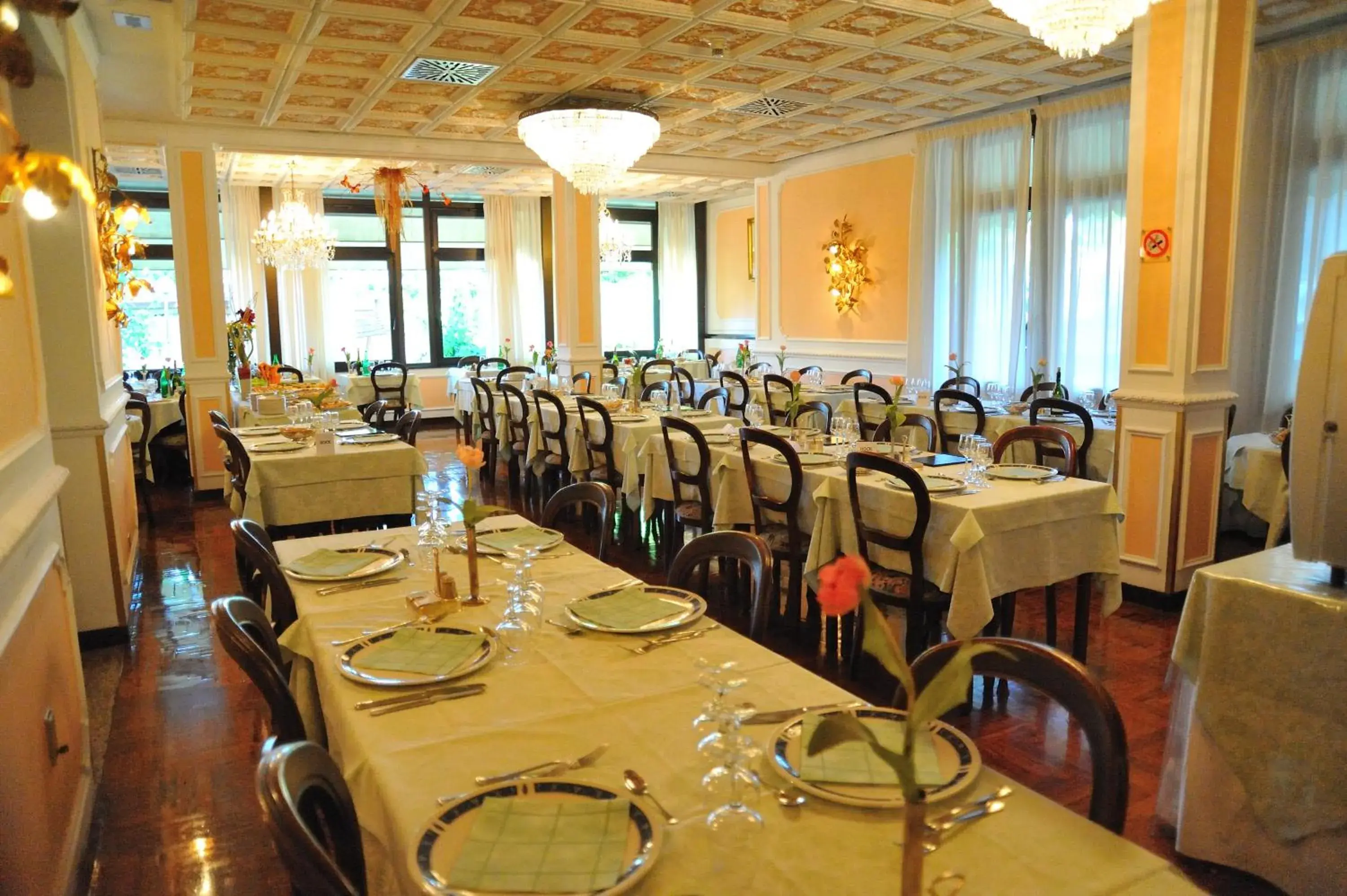 Restaurant/places to eat in Hotel Savona Restaurant/places to eat in Hotel Savona