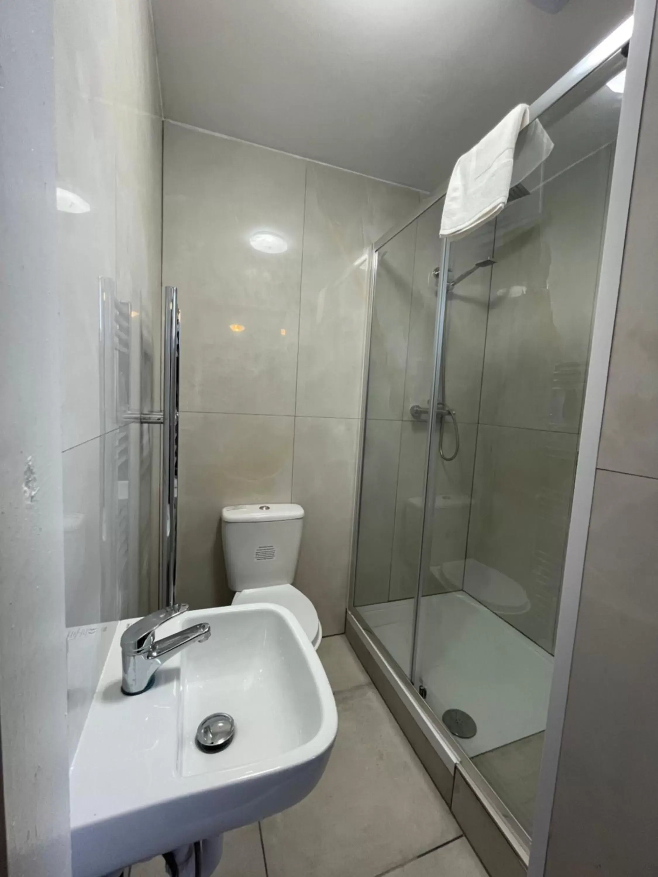 Bathroom in Tinapa Suites